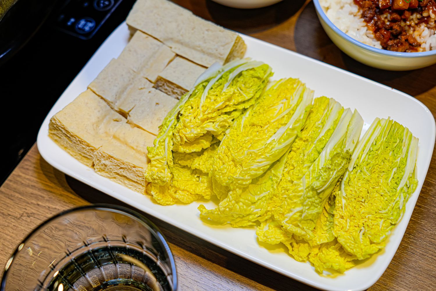 君曜雞湯｜台北信義區神仙系金黃雞湯! 包廂可KTV歡唱、龍蝦海陸饗宴 (近世貿/101) @混血珊莎的奇幻旅程