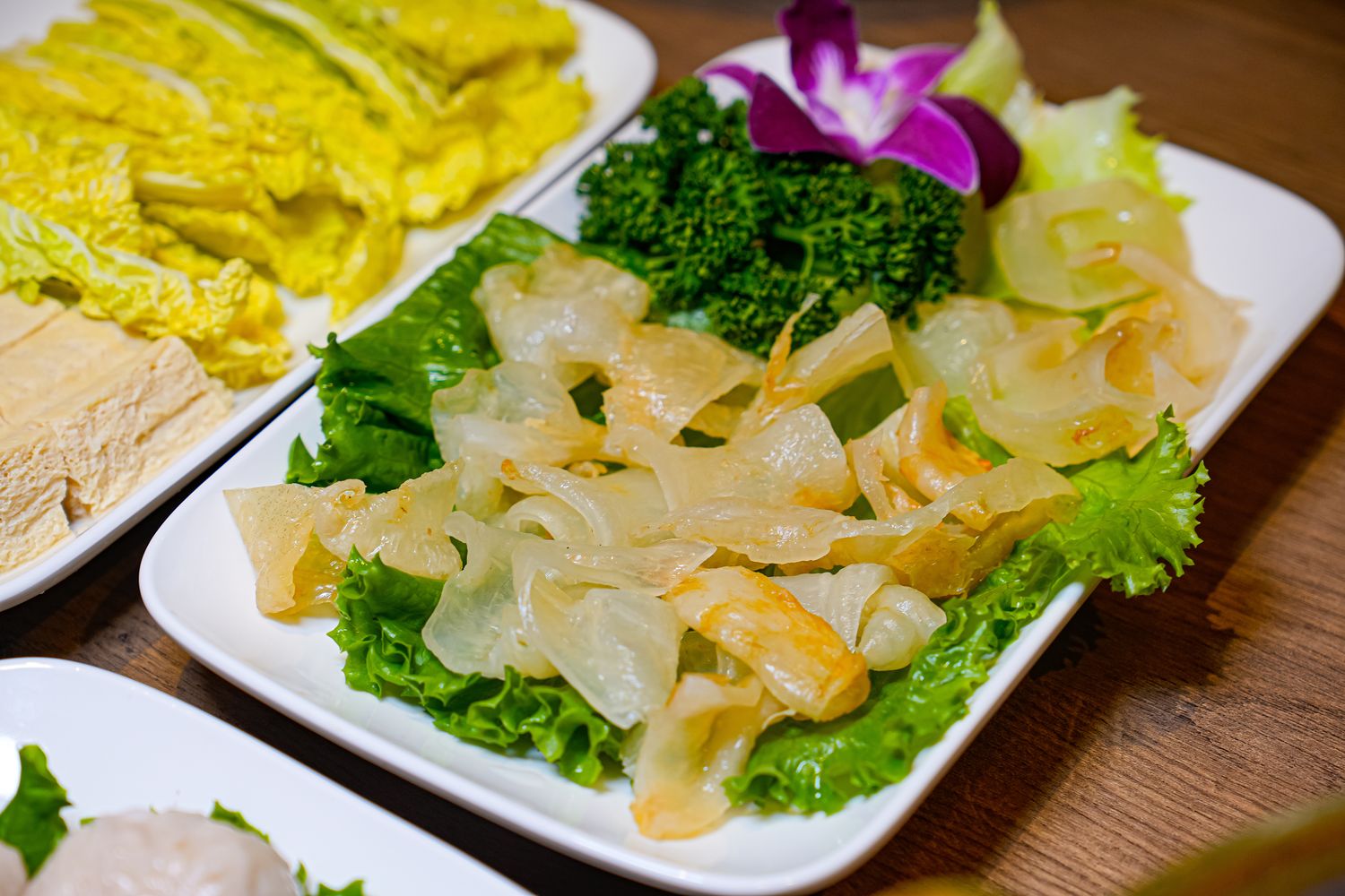 君曜雞湯｜台北信義區神仙系金黃雞湯! 包廂可KTV歡唱、龍蝦海陸饗宴 (近世貿/101) @混血珊莎的奇幻旅程