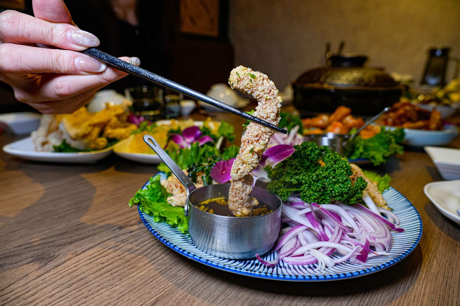 君曜雞湯｜台北信義區神仙系金黃雞湯! 包廂可KTV歡唱、龍蝦海陸饗宴 (近世貿/101) @混血珊莎的奇幻旅程