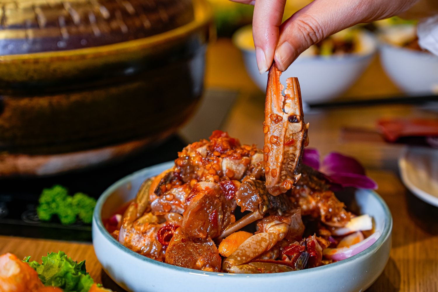 君曜雞湯｜台北信義區神仙系金黃雞湯! 包廂可KTV歡唱、龍蝦海陸饗宴 (近世貿/101) @混血珊莎的奇幻旅程