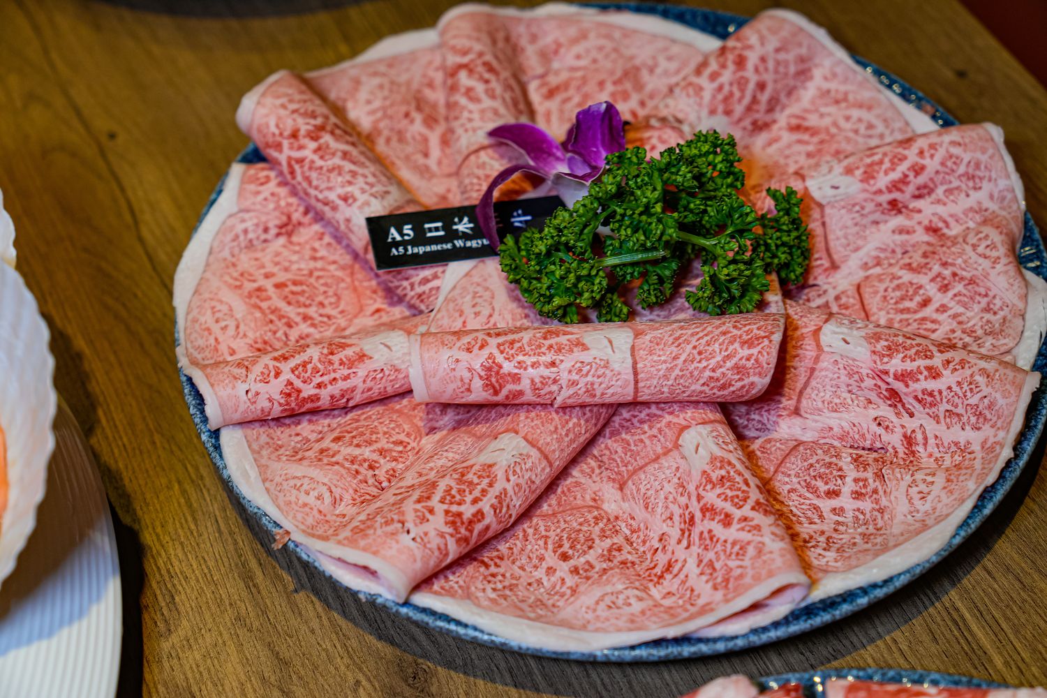 君曜雞湯｜台北信義區神仙系金黃雞湯! 包廂可KTV歡唱、龍蝦海陸饗宴 (近世貿/101) @混血珊莎的奇幻旅程