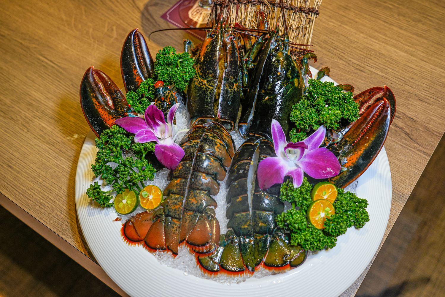 君曜雞湯｜台北信義區神仙系金黃雞湯! 包廂可KTV歡唱、龍蝦海陸饗宴 (近世貿/101) @混血珊莎的奇幻旅程