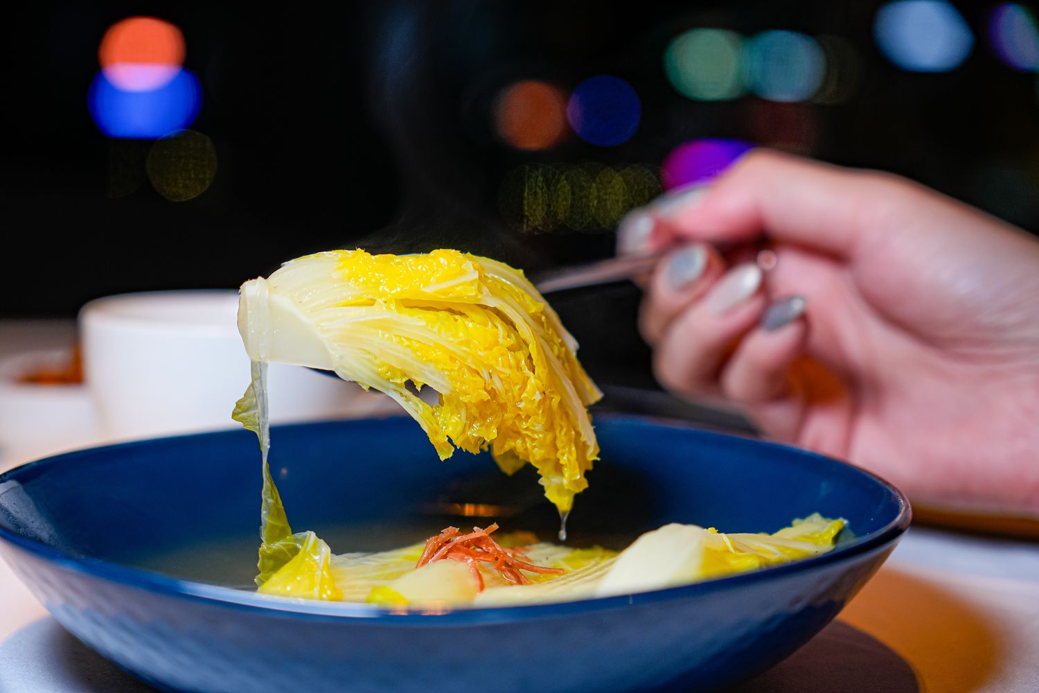 香港美食|天外天 Above & Beyond：唯港薈28樓無敵維港天際線，約會慶生必去頂級中餐廳! @混血珊莎的奇幻旅程