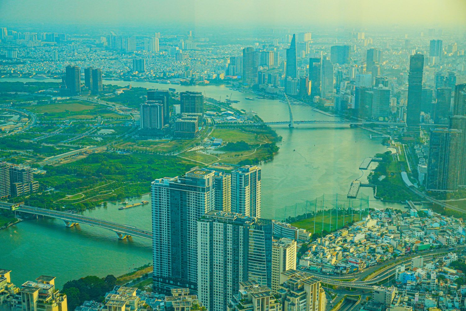 【越南胡志明】全越最高! Landmark 81觀景台&必訪 Nest by AiA 高空咖啡廳! @混血珊莎的奇幻旅程 【越南胡志明】全越最高! Landmark 81觀景台&必訪 Nest by AiA 高空咖啡廳! @混血珊莎的奇幻旅程