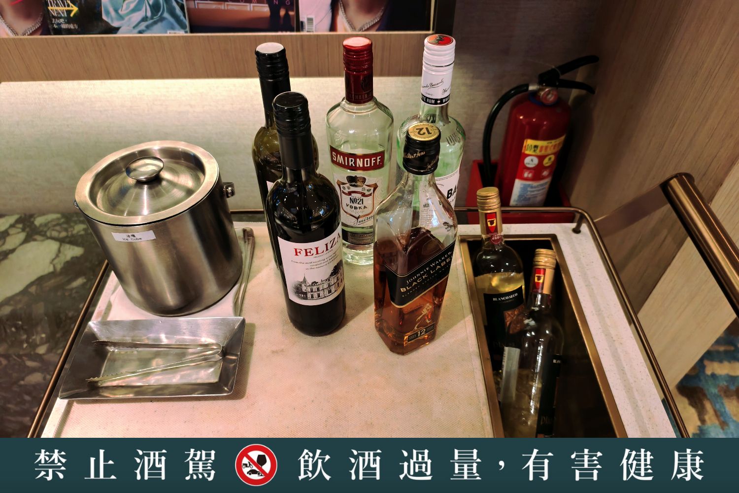 【機場貴賓室優惠】搭廉航也能進貴賓室,全球通用 U.First(原龍騰卡)優惠,班機延誤救星! @混血珊莎的奇幻旅程 【機場貴賓室優惠】搭廉航也能進貴賓室,全球通用 U.First(原龍騰卡)優惠,班機延誤救星! @混血珊莎的奇幻旅程