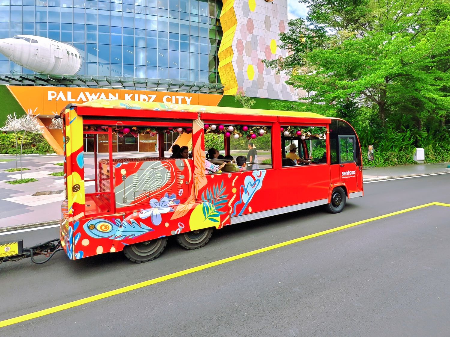 新加坡聖淘沙必去|1-Altitude Coast Rooftop Bar 絕美高空酒吧,躺在泳池畔喝調酒、此生必看夕陽美景! @混血珊莎的奇幻旅程 新加坡聖淘沙必去|1-Altitude Coast Rooftop Bar 絕美高空酒吧,躺在泳池畔喝調酒、此生必看夕陽美景! @混血珊莎的奇幻旅程