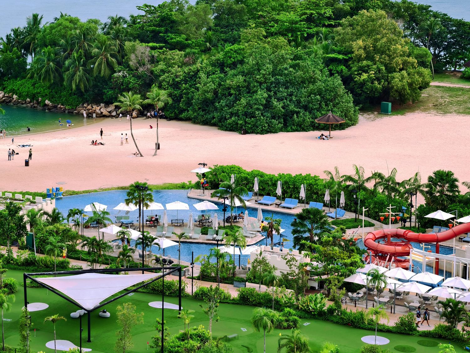 新加坡聖淘沙必去｜1-Altitude Coast Rooftop Bar 絕美高空酒吧，躺在泳池畔喝調酒、此生必看夕陽美景! @混血珊莎的奇幻旅程