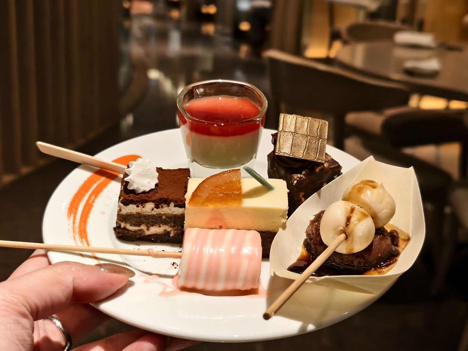 台北吃到飽推薦｜遠東香格里拉自助餐：遠東 CAF&Eacute; 必吃美食、價位與訂位全攻略 @混血珊莎的奇幻旅程