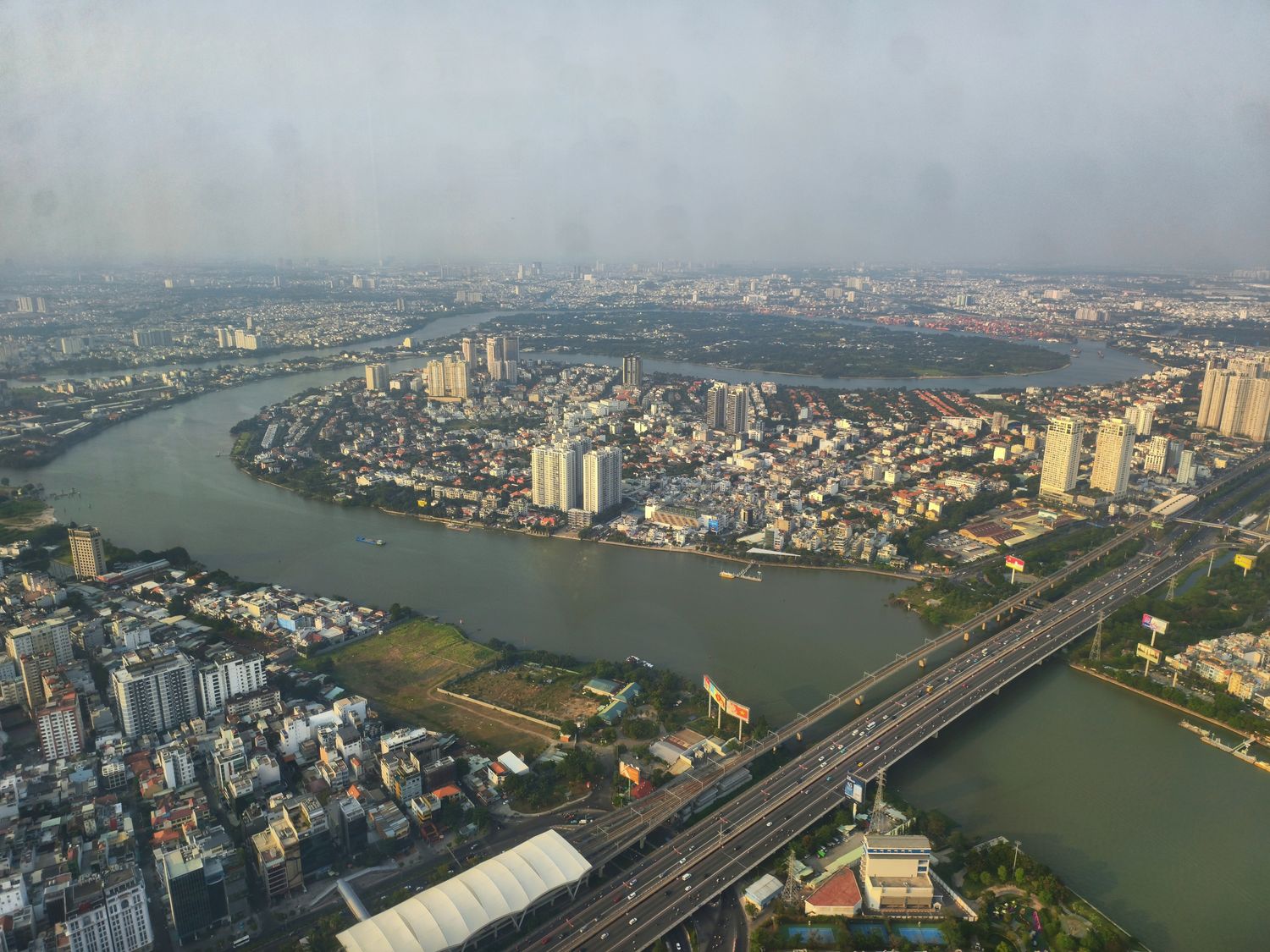【越南胡志明】全越最高! Landmark 81觀景台&必訪 Nest by AiA 高空咖啡廳! @混血珊莎的奇幻旅程 【越南胡志明】全越最高! Landmark 81觀景台&必訪 Nest by AiA 高空咖啡廳! @混血珊莎的奇幻旅程