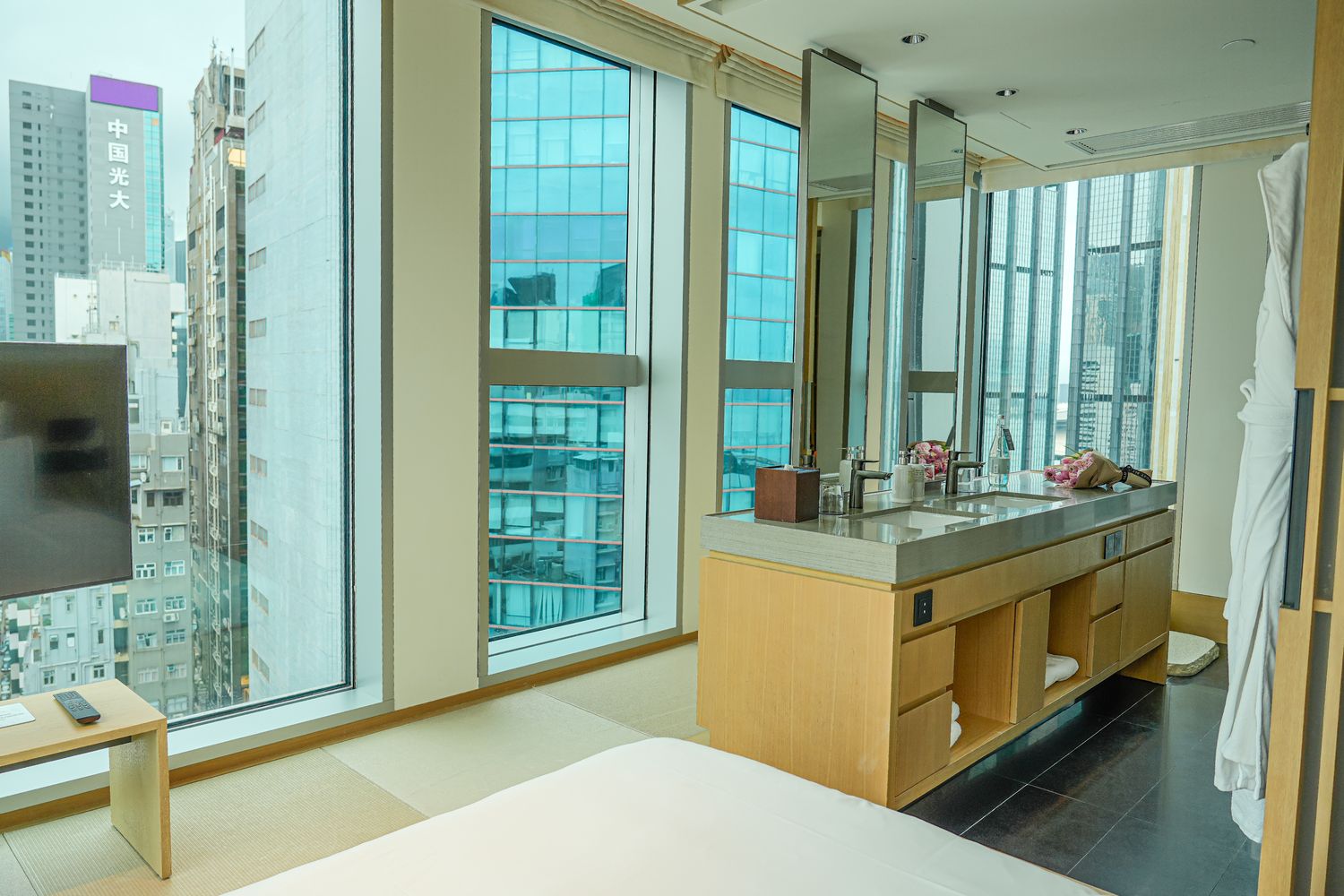 灣仔五星飯店｜香港明怡美憬閣精選酒店 AKI Hotel Hong Kong-MGallery Collection @混血珊莎的奇幻旅程