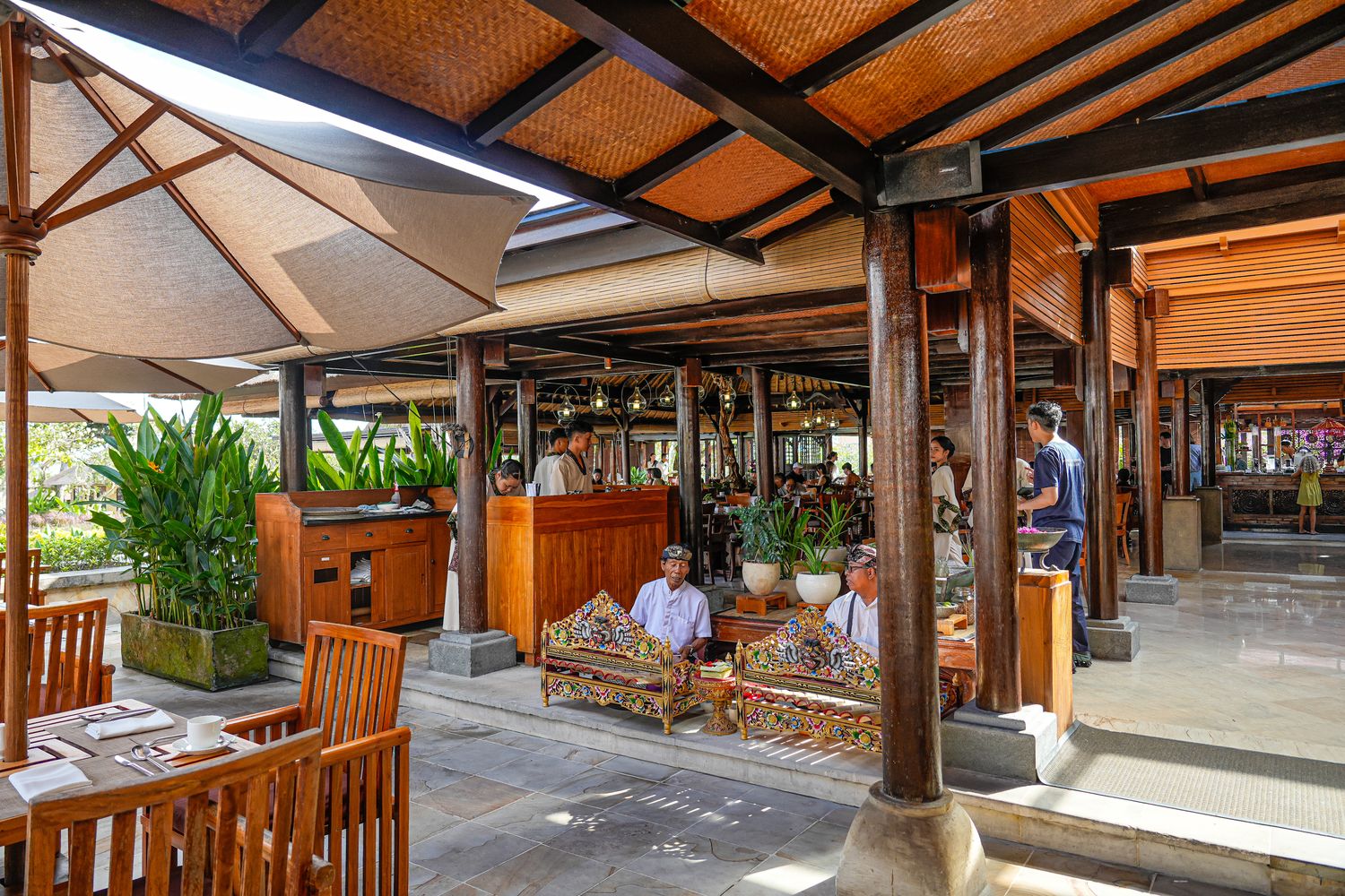 【2026峇里島住宿推薦】AYANA Resort Bali 開箱全攻略：RIMBA海景房、Rock Bar 岩石酒吧、餐廳泳池博物館一次看! @混血珊莎的奇幻旅程