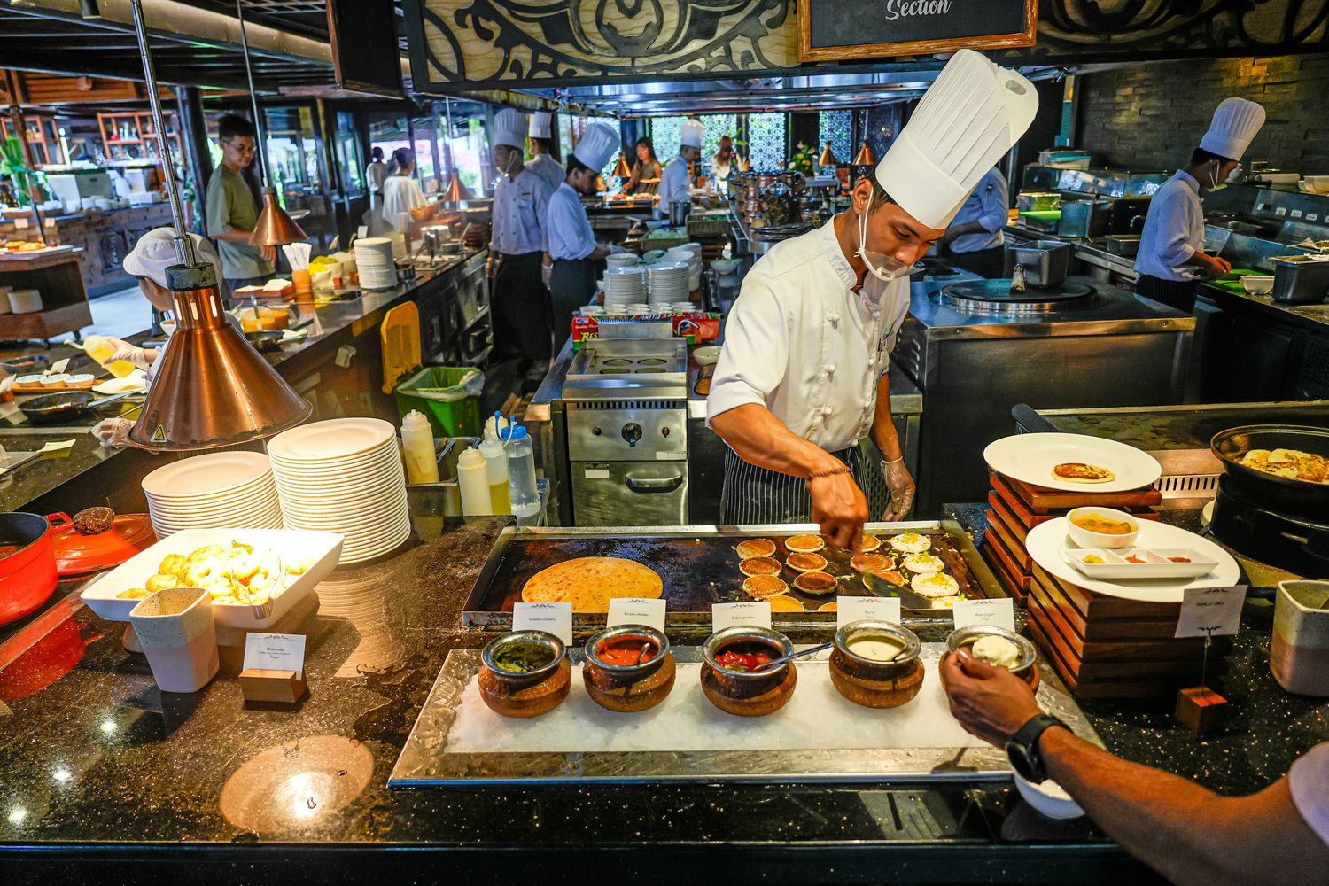 【2026峇里島住宿推薦】AYANA Resort Bali 開箱全攻略：RIMBA海景房、Rock Bar 岩石酒吧、餐廳泳池博物館一次看! @混血珊莎的奇幻旅程