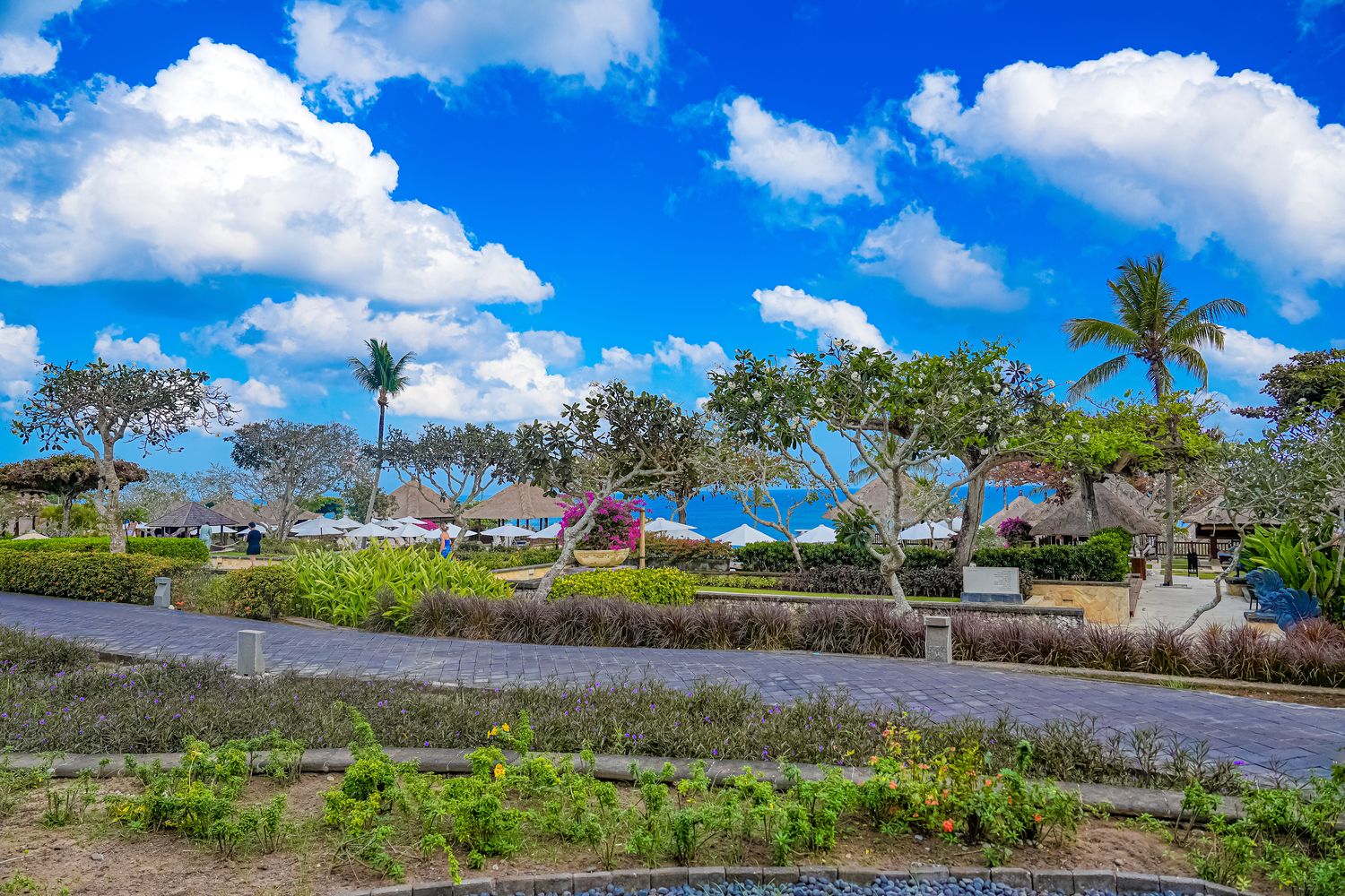 【2026峇里島住宿推薦】AYANA Resort Bali 開箱全攻略:RIMBA海景房、Rock Bar 岩石酒吧、餐廳泳池博物館一次看! @混血珊莎的奇幻旅程 【2026峇里島住宿推薦】AYANA Resort Bali 開箱全攻略:RIMBA海景房、Rock Bar 岩石酒吧、餐廳泳池博物館一次看! @混血珊莎的奇幻旅程