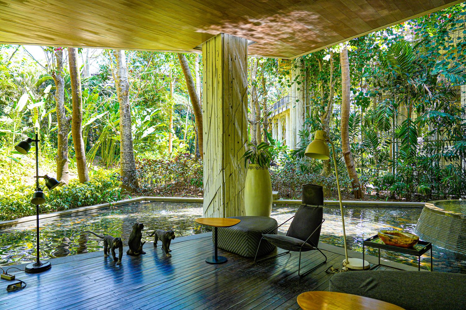【2026峇里島住宿推薦】AYANA Resort Bali 開箱全攻略:RIMBA海景房、Rock Bar 岩石酒吧、餐廳泳池博物館一次看! @混血珊莎的奇幻旅程 【2026峇里島住宿推薦】AYANA Resort Bali 開箱全攻略:RIMBA海景房、Rock Bar 岩石酒吧、餐廳泳池博物館一次看! @混血珊莎的奇幻旅程