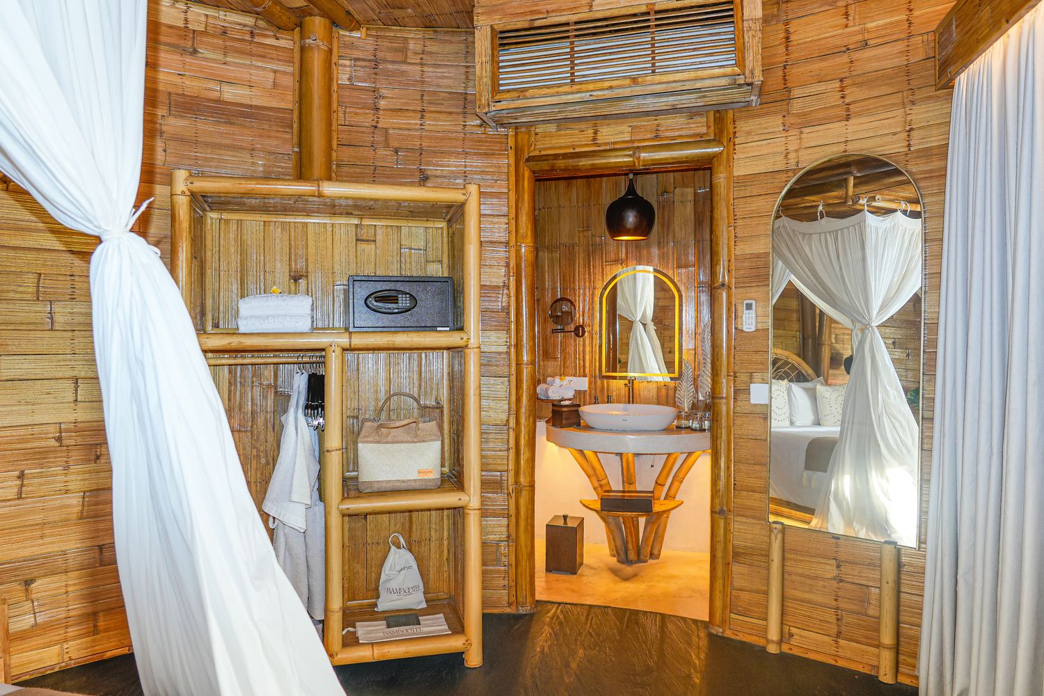 【峇里島住宿推薦】烏布 Bambootel Sawah View : 夢幻竹建築Pool Villa,開門就是綠色梯田! @混血珊莎的奇幻旅程 【峇里島住宿推薦】烏布 Bambootel Sawah View : 夢幻竹建築Pool Villa,開門就是綠色梯田! @混血珊莎的奇幻旅程