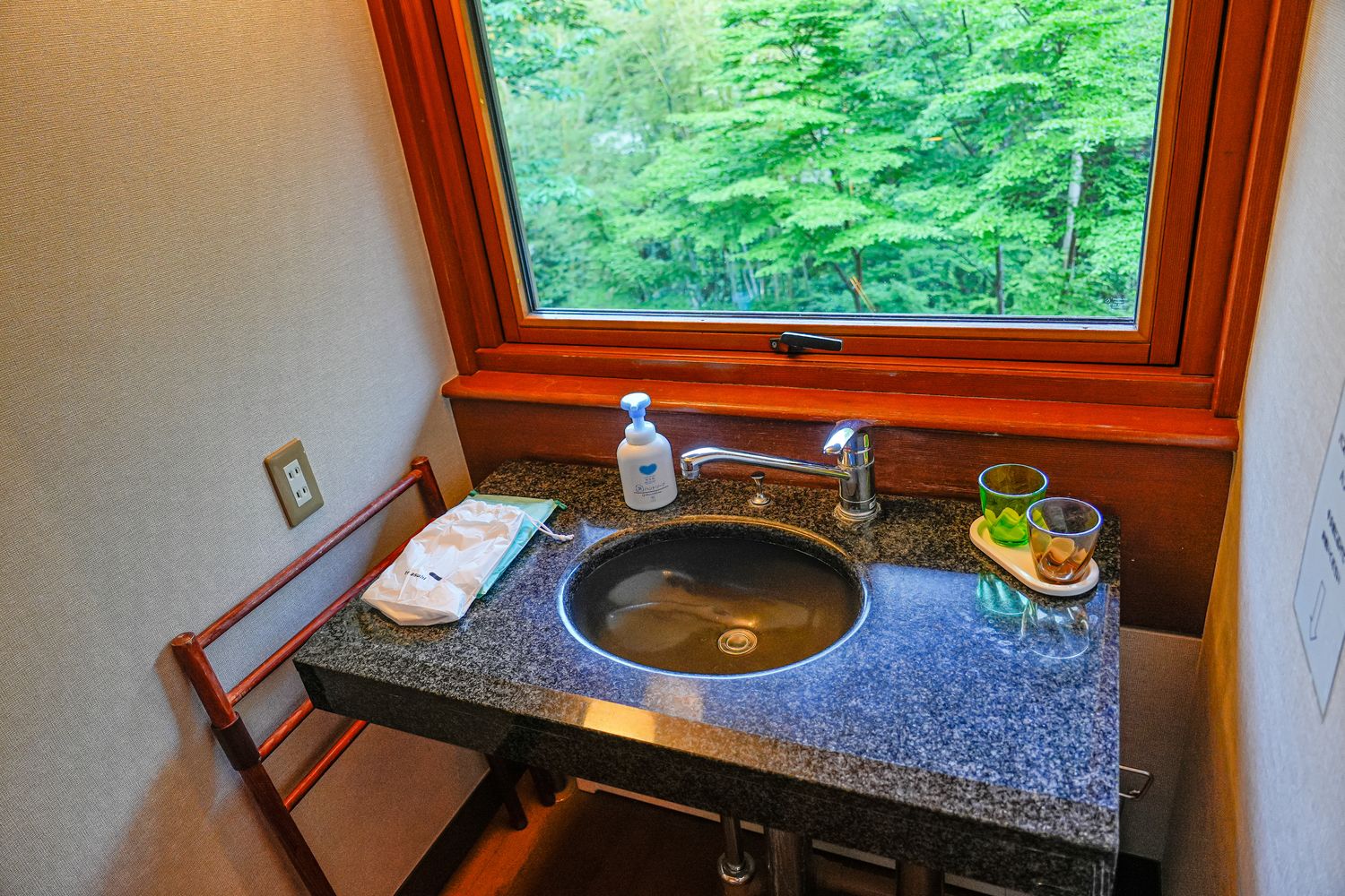 【箱根住宿推薦】箱根凱撒強羅會館：頂級包棟與專屬管家，獨享大湧谷溫泉與麻將KTV! @混血珊莎的奇幻旅程