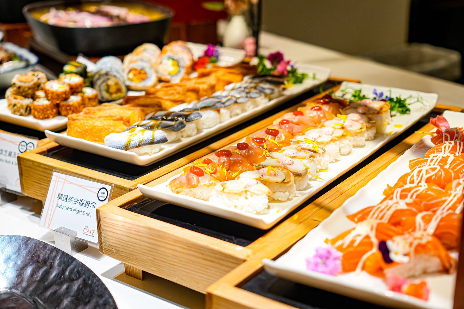 台北吃到飽推薦｜遠東香格里拉自助餐：遠東 CAF&Eacute; 必吃美食、價位與訂位全攻略 @混血珊莎的奇幻旅程