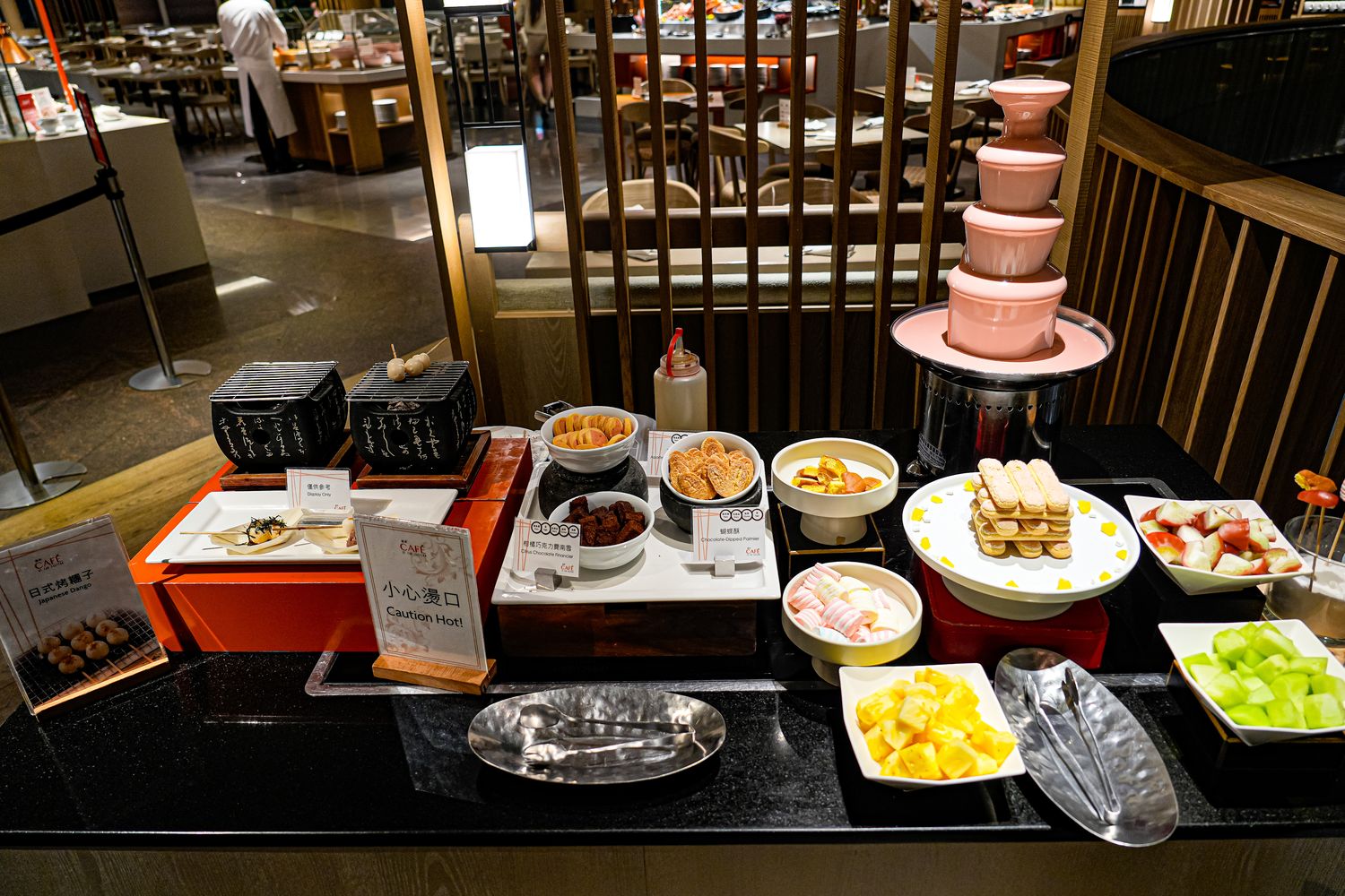 台北吃到飽推薦｜遠東香格里拉自助餐：遠東 CAF&Eacute; 必吃美食、價位與訂位全攻略 @混血珊莎的奇幻旅程