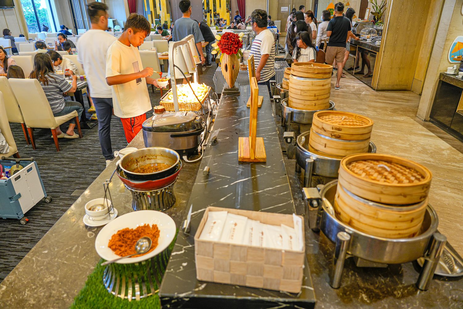 【福容大飯店淡水漁人碼頭】絕美海景和室房、百匯晚餐吃到飽,淡江大橋第一排! @混血珊莎的奇幻旅程 【福容大飯店淡水漁人碼頭】絕美海景和室房、百匯晚餐吃到飽,淡江大橋第一排! @混血珊莎的奇幻旅程