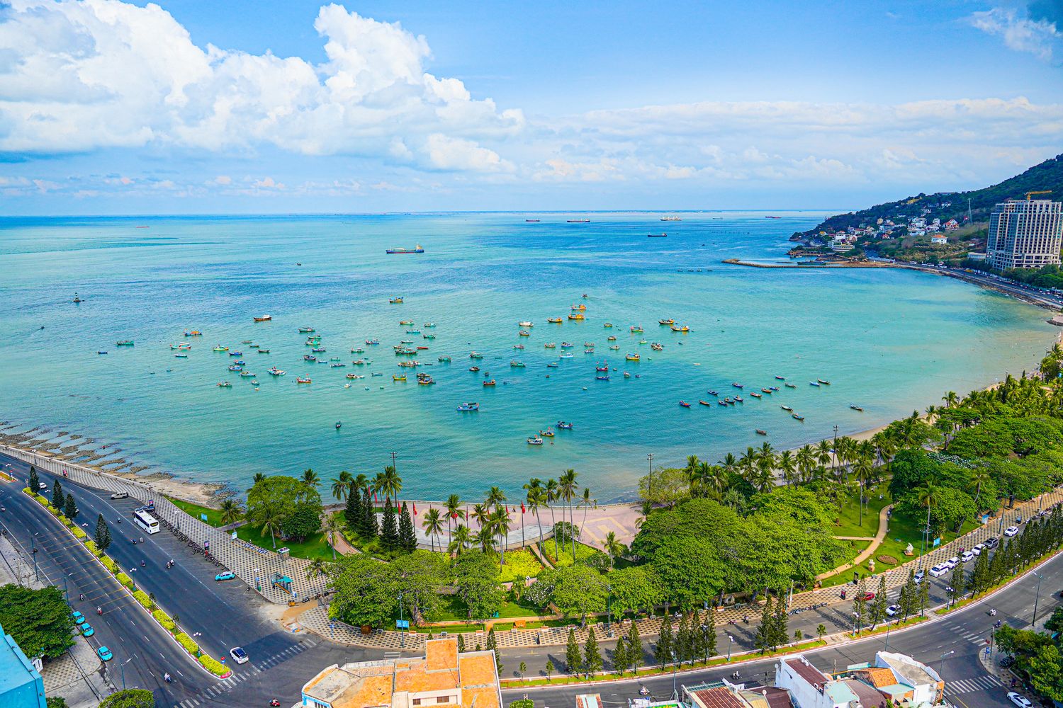 越南頭頓住宿推薦 Fusion Suites Vung Tau|絕美頂樓無邊際泳池，胡志明近郊海景渡假天堂! @混血珊莎的奇幻旅程