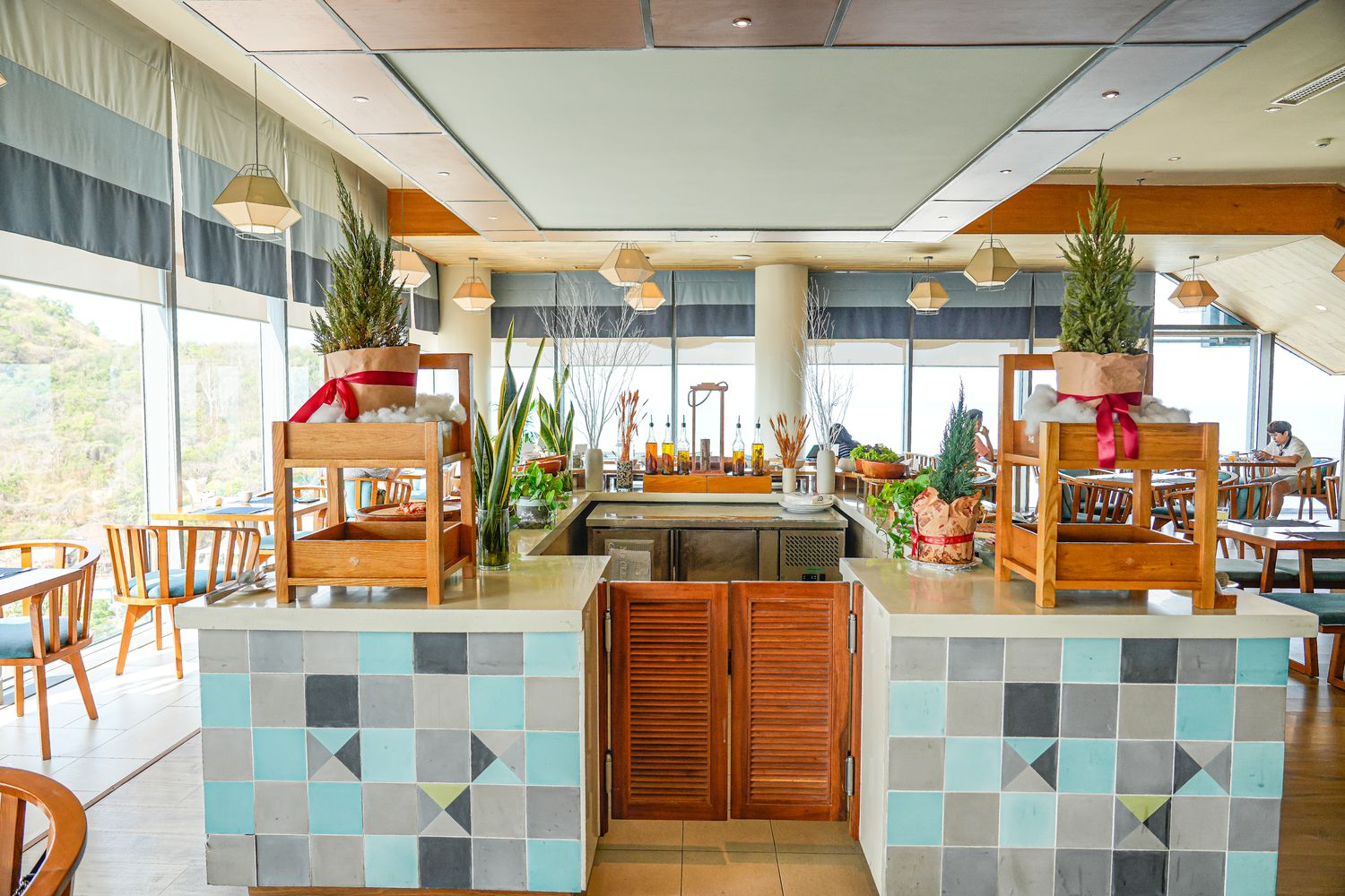 越南頭頓住宿推薦 Fusion Suites Vung Tau|絕美頂樓無邊際泳池，胡志明近郊海景渡假天堂! @混血珊莎的奇幻旅程