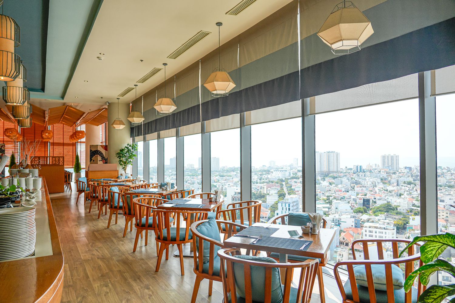 越南頭頓住宿推薦 Fusion Suites Vung Tau|絕美頂樓無邊際泳池，胡志明近郊海景渡假天堂! @混血珊莎的奇幻旅程