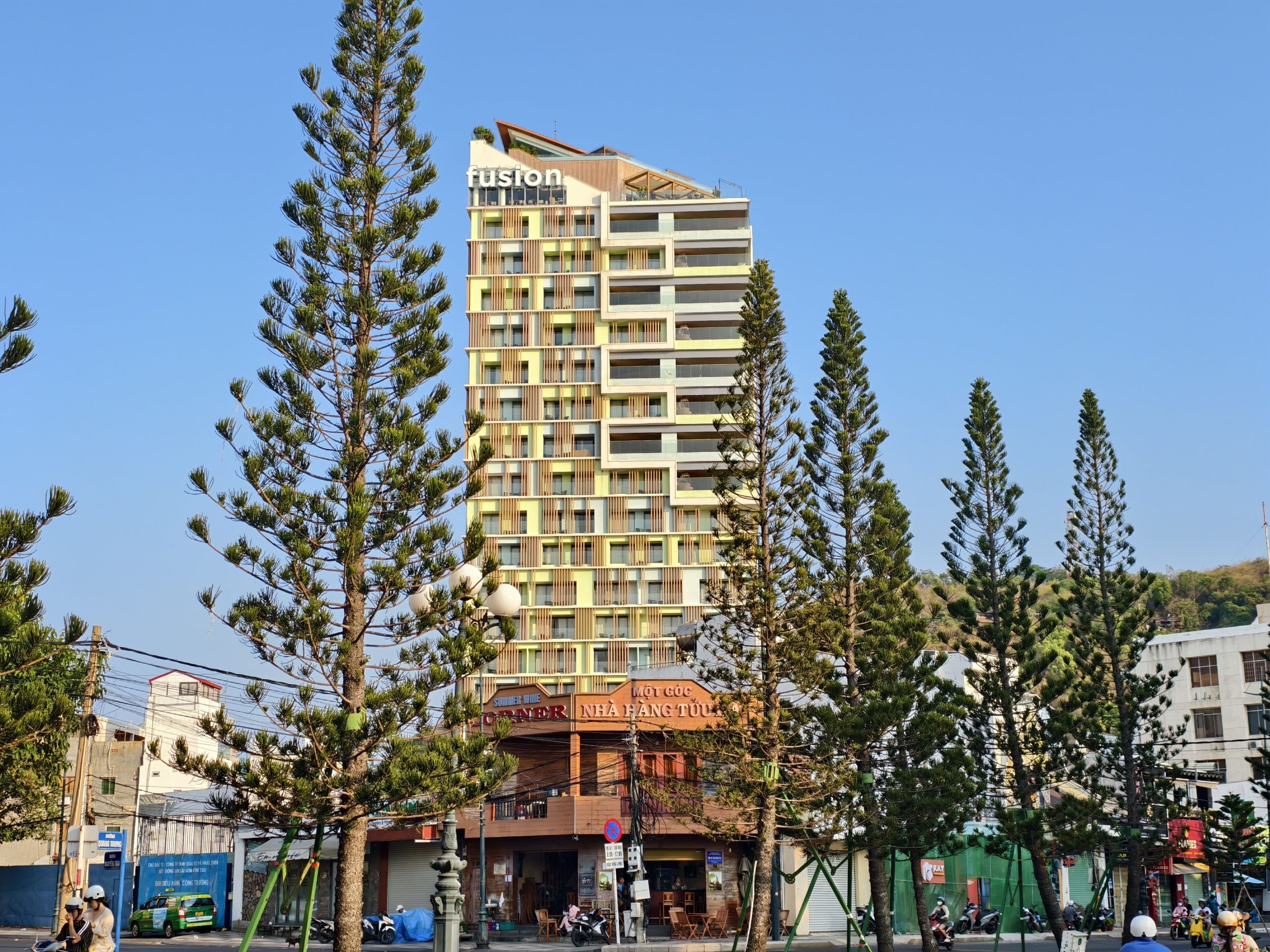 越南頭頓住宿推薦 Fusion Suites Vung Tau|絕美頂樓無邊際泳池，胡志明近郊海景渡假天堂! @混血珊莎的奇幻旅程