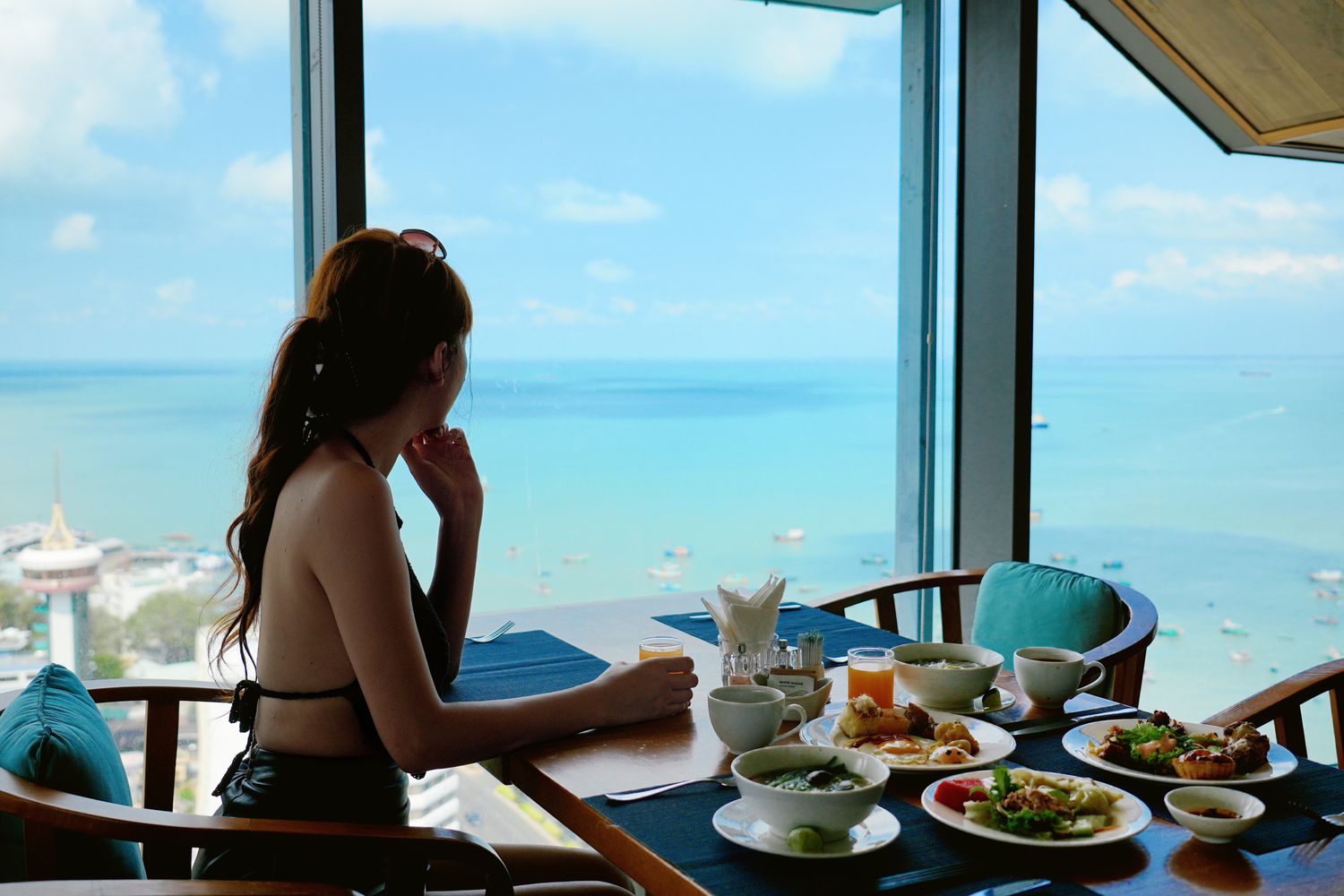 越南頭頓住宿推薦 Fusion Suites Vung Tau|絕美頂樓無邊際泳池，胡志明近郊海景渡假天堂! @混血珊莎的奇幻旅程