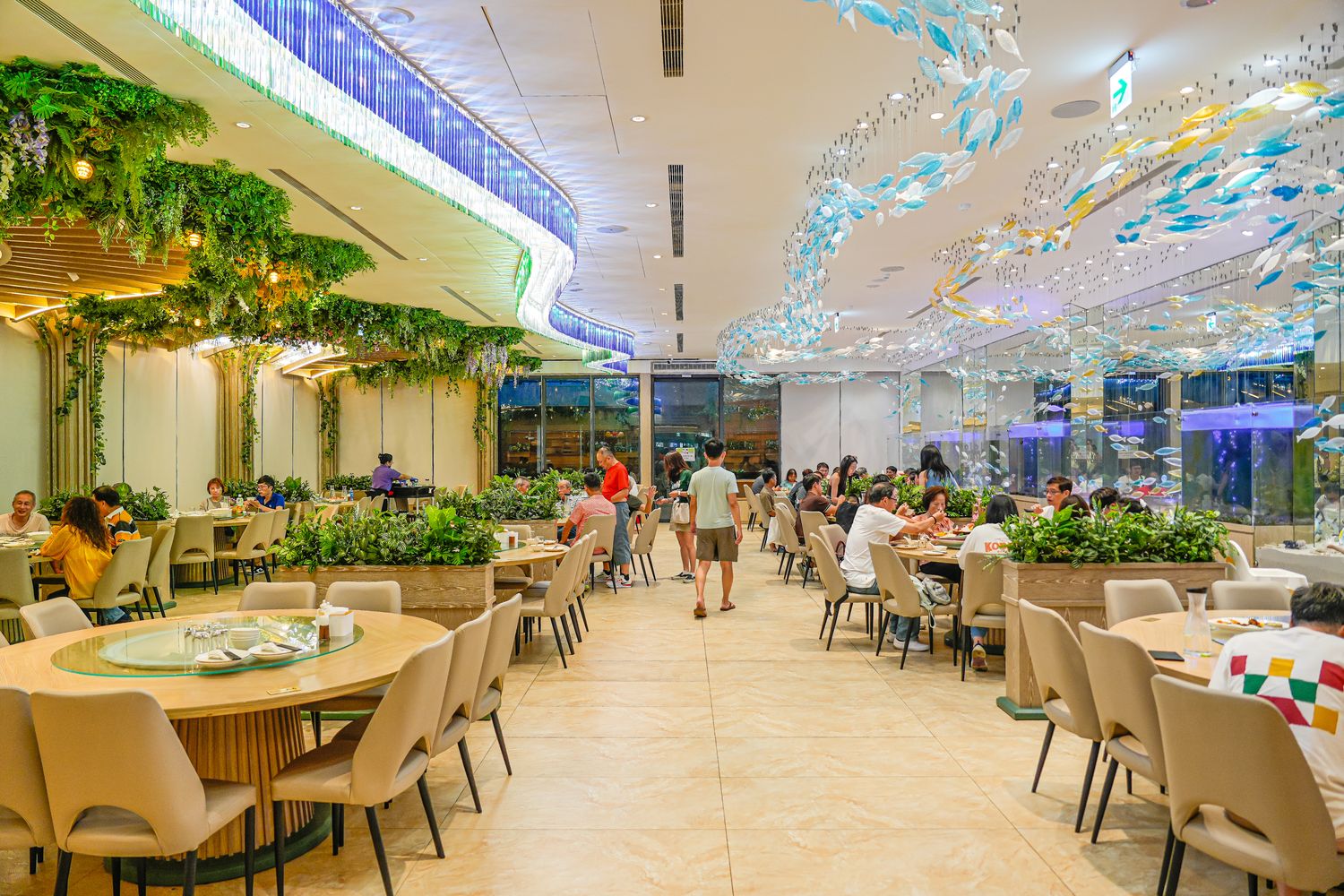 【宜蘭礁溪美食】葛瑪蘭海鮮餐廳：高CP值現撈海鮮與宜蘭特色手路菜! @混血珊莎的奇幻旅程