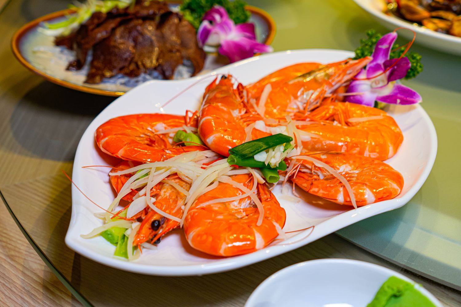 【宜蘭礁溪美食】葛瑪蘭海鮮餐廳：高CP值現撈海鮮與宜蘭特色手路菜! @混血珊莎的奇幻旅程