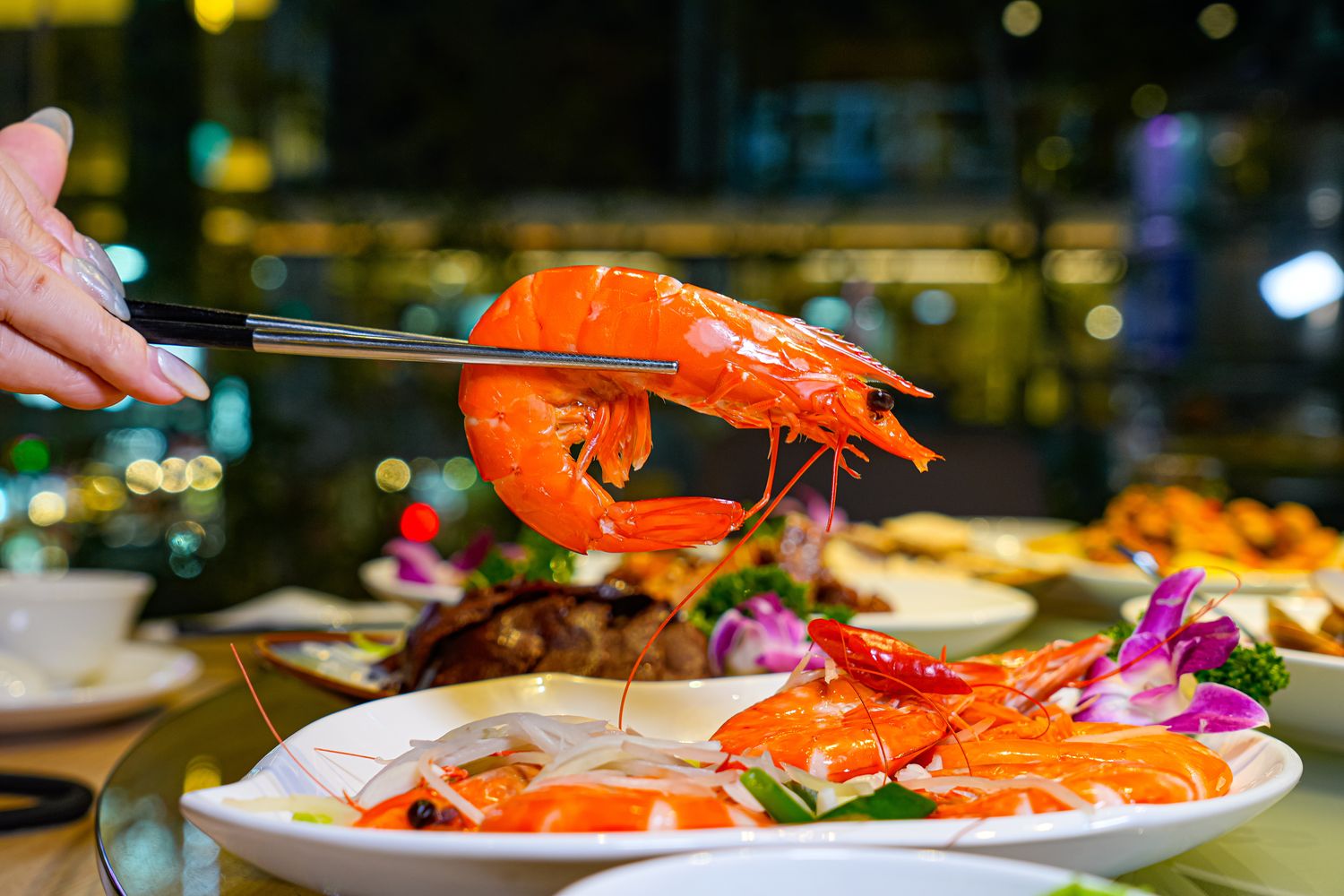 【宜蘭礁溪美食】葛瑪蘭海鮮餐廳：高CP值現撈海鮮與宜蘭特色手路菜! @混血珊莎的奇幻旅程