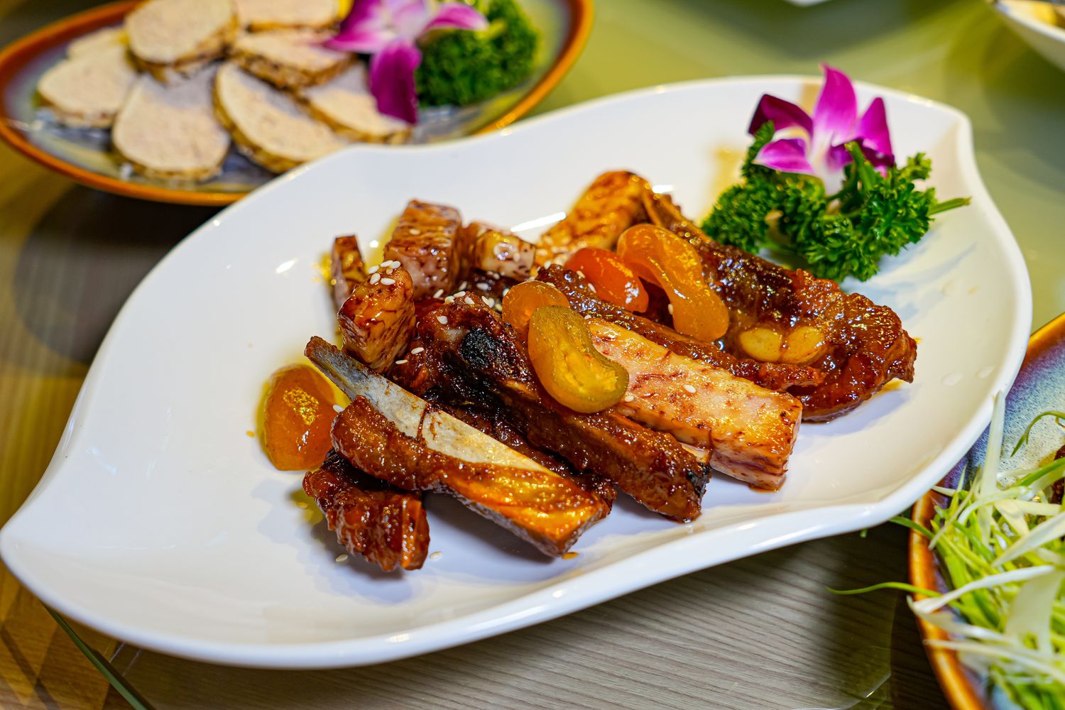 【宜蘭礁溪美食】葛瑪蘭海鮮餐廳：高CP值現撈海鮮與宜蘭特色手路菜! @混血珊莎的奇幻旅程