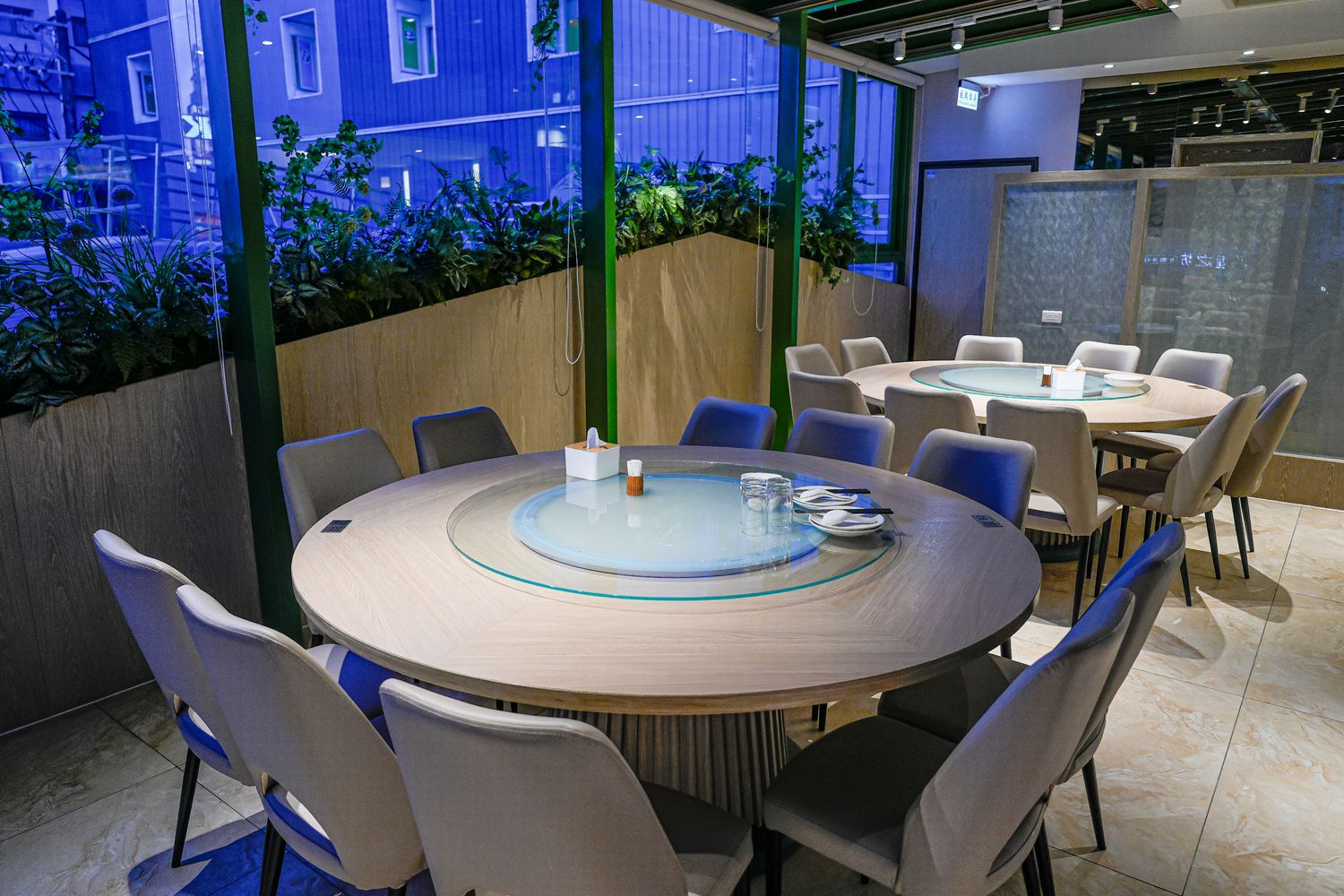 【宜蘭礁溪美食】葛瑪蘭海鮮餐廳：高CP值現撈海鮮與宜蘭特色手路菜! @混血珊莎的奇幻旅程