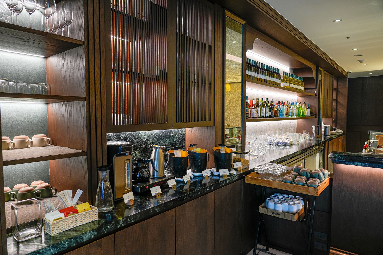 【瀚寓酒店 Hanns House】躺在床上看101！台北信義區絕美景觀住宿，跨年煙火首選! @混血珊莎的奇幻旅程