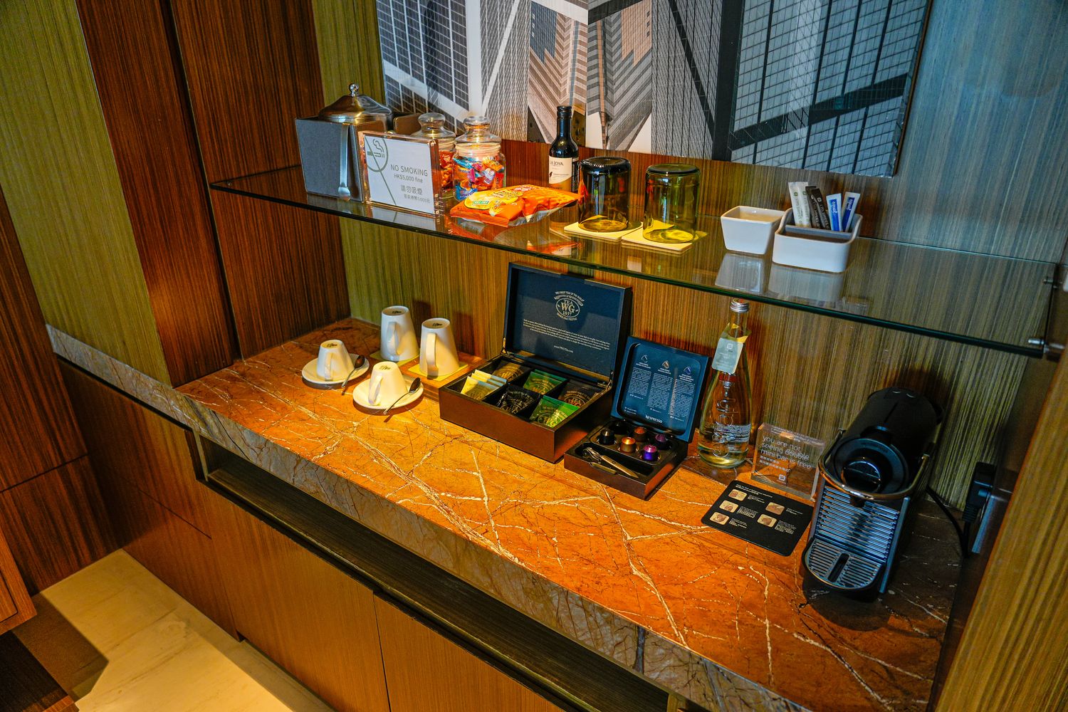 【香港住宿分享】九龍尖沙咀 Hotel ICON 唯港薈，躺看維港夜景，專屬 Lounge 尊榮享受! @混血珊莎的奇幻旅程