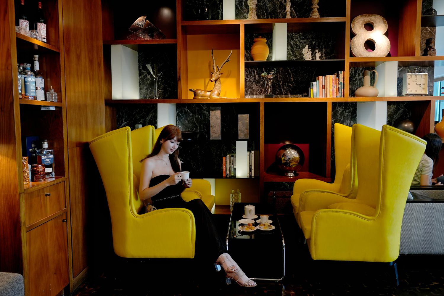 【香港住宿分享】九龍尖沙咀 Hotel ICON 唯港薈，躺看維港夜景，專屬 Lounge 尊榮享受! @混血珊莎的奇幻旅程
