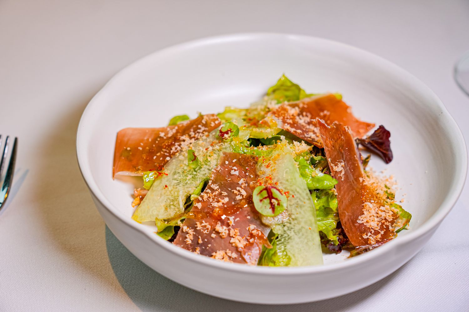 高雄萬豪｜美享地牛排館：米其林主廚法式牛排饗宴，五週年住房專案高鐵、住宿、美食一站式度假! @混血珊莎的奇幻旅程