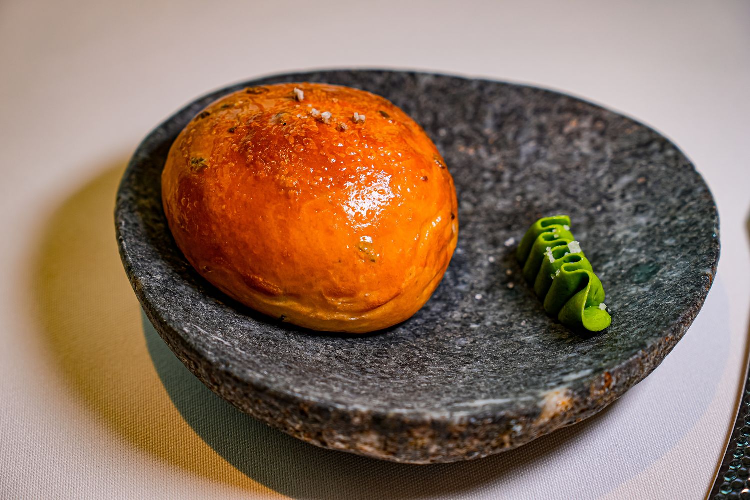 高雄萬豪｜美享地牛排館：米其林主廚法式牛排饗宴，五週年住房專案高鐵、住宿、美食一站式度假! @混血珊莎的奇幻旅程