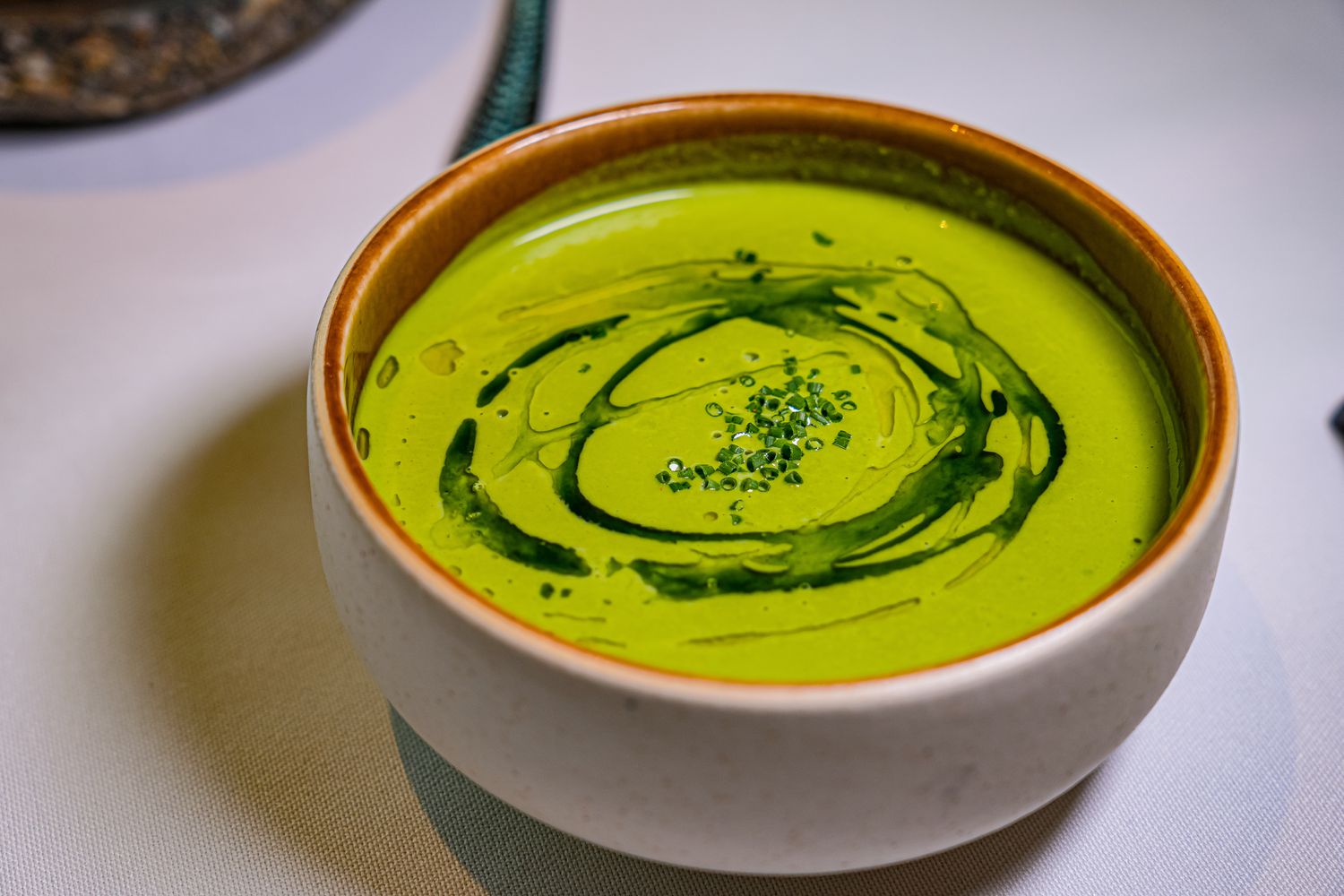 高雄萬豪｜美享地牛排館：米其林主廚法式牛排饗宴，五週年住房專案高鐵、住宿、美食一站式度假! @混血珊莎的奇幻旅程