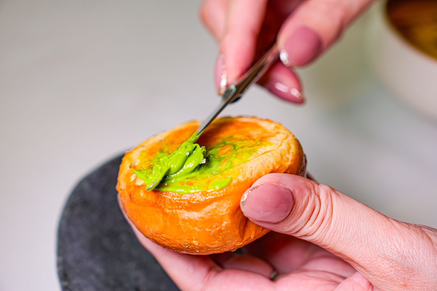 高雄萬豪｜美享地牛排館：米其林主廚法式牛排饗宴，五週年住房專案高鐵、住宿、美食一站式度假! @混血珊莎的奇幻旅程