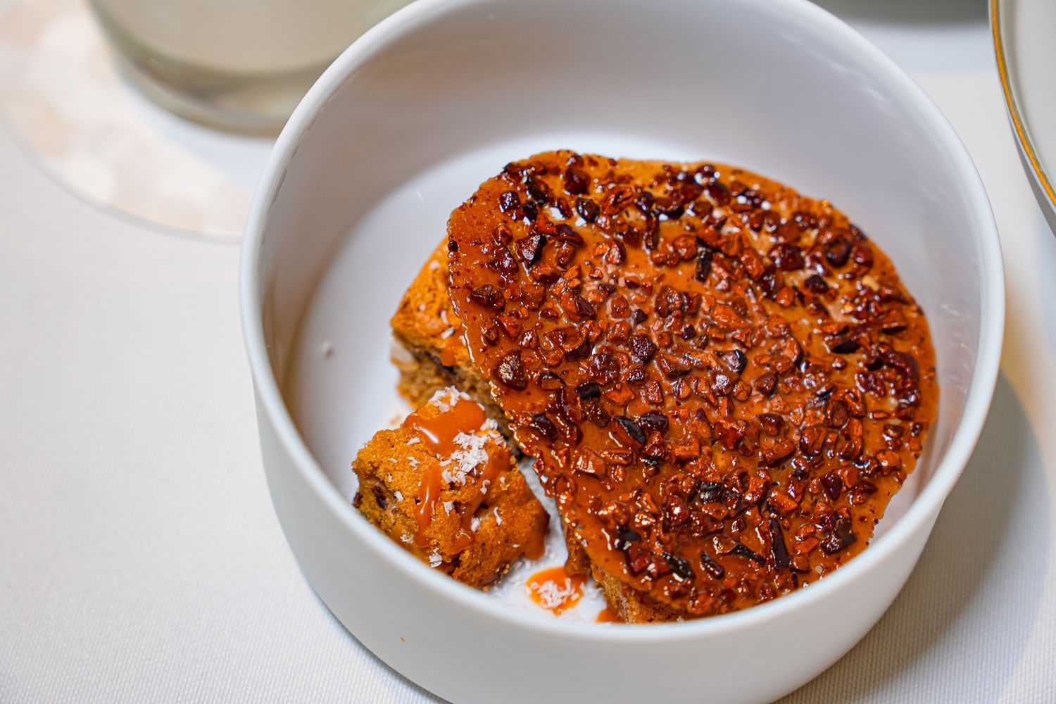 高雄萬豪｜美享地牛排館：米其林主廚法式牛排饗宴，五週年住房專案高鐵、住宿、美食一站式度假! @混血珊莎的奇幻旅程