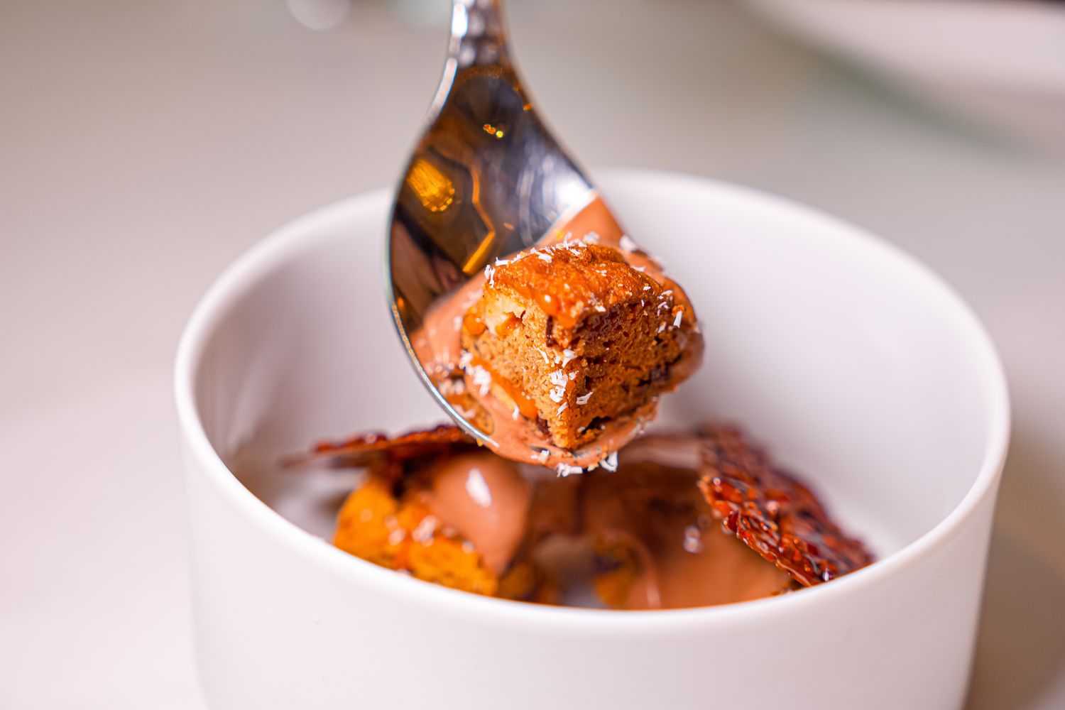 高雄萬豪｜美享地牛排館：米其林主廚法式牛排饗宴，五週年住房專案高鐵、住宿、美食一站式度假! @混血珊莎的奇幻旅程