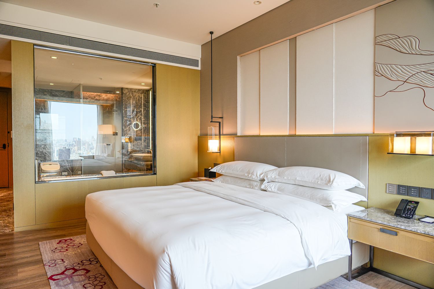 高雄萬豪｜美享地牛排館：米其林主廚法式牛排饗宴，五週年住房專案高鐵、住宿、美食一站式度假! @混血珊莎的奇幻旅程