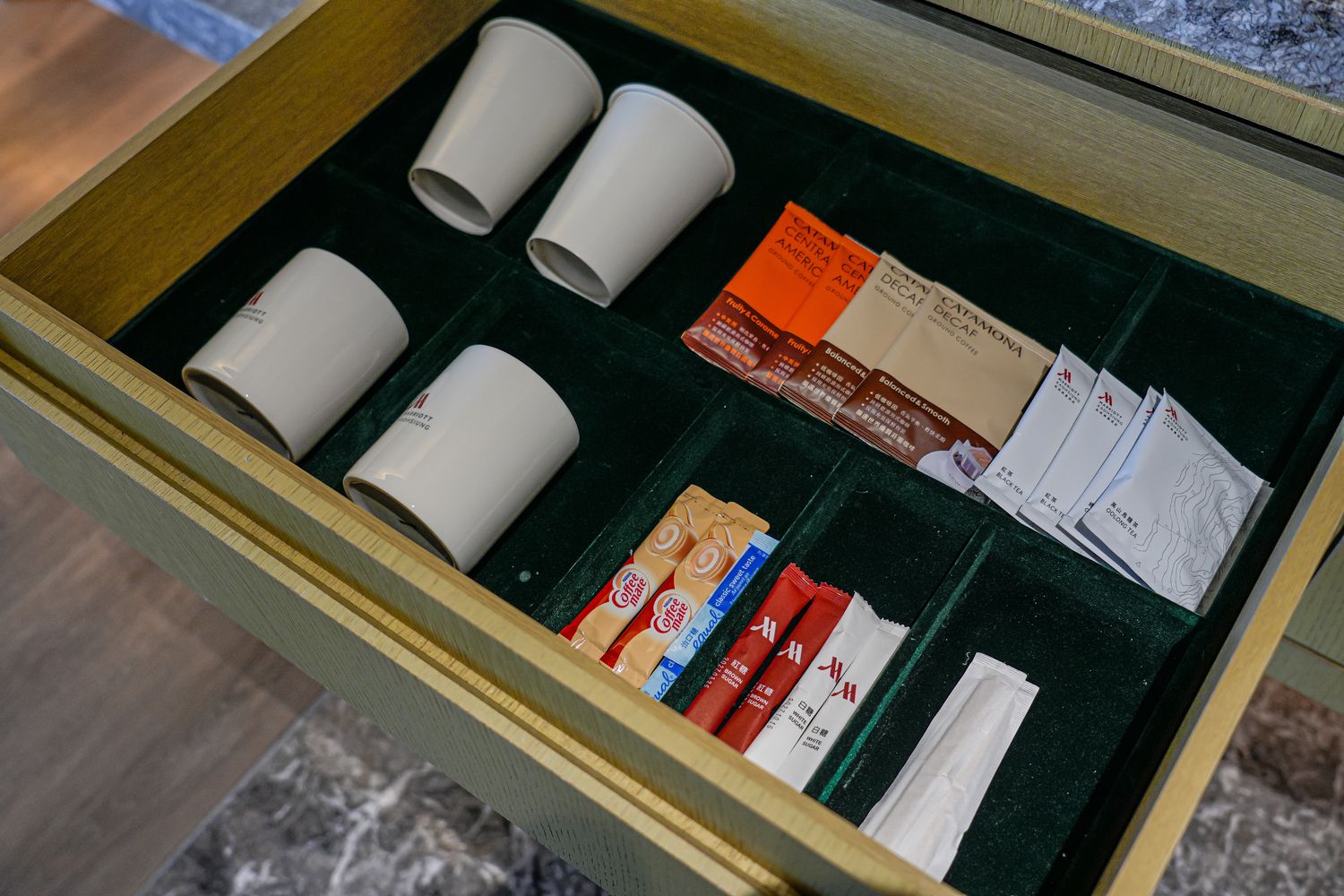 高雄萬豪｜美享地牛排館：米其林主廚法式牛排饗宴，五週年住房專案高鐵、住宿、美食一站式度假! @混血珊莎的奇幻旅程