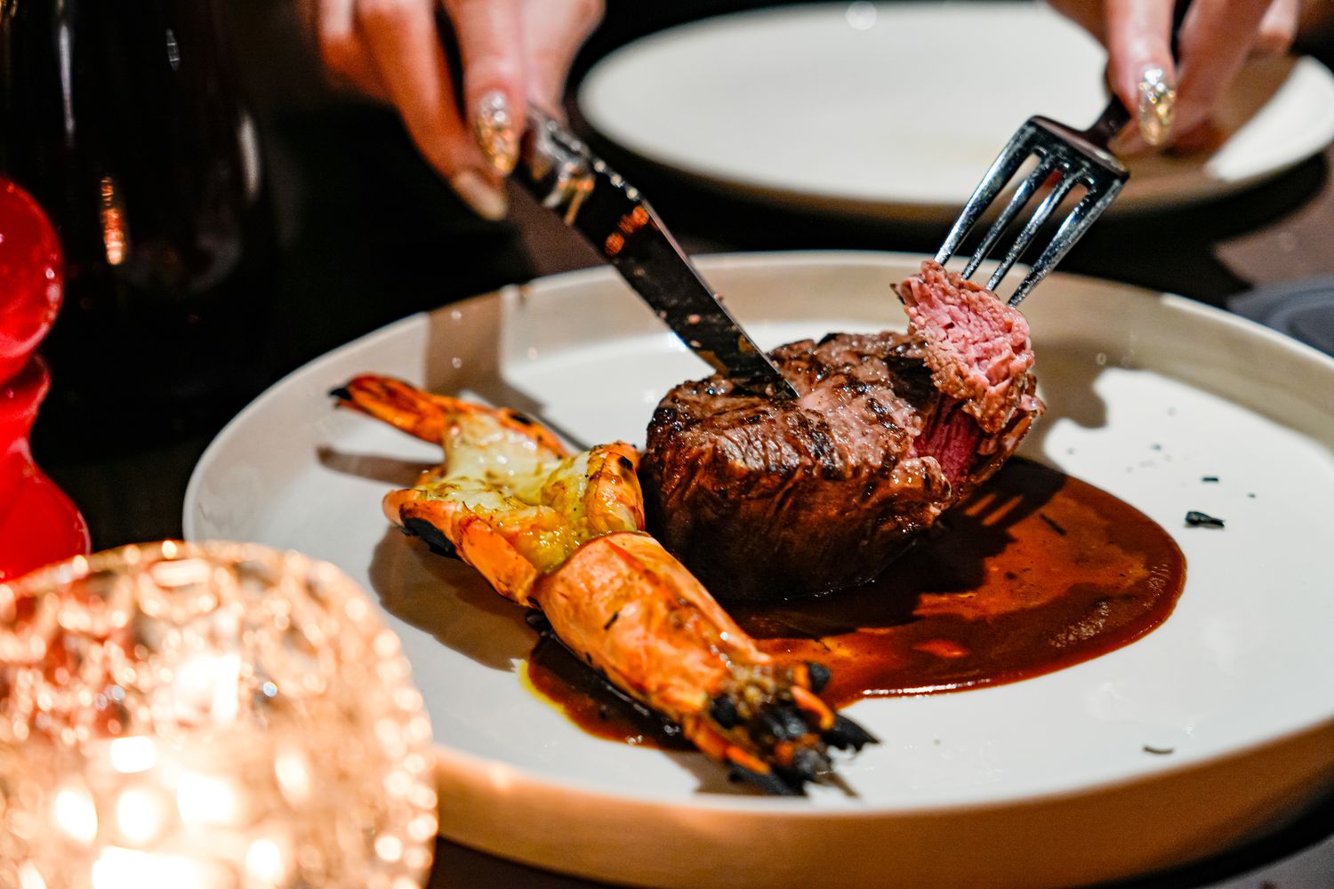 胡志明市高級餐廳|Pullman五星飯店高空牛排館 Mad Cow Saigon，和牛與百萬夜景一次滿足! @混血珊莎的奇幻旅程