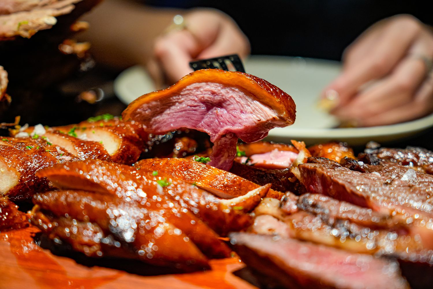 胡志明市高級餐廳|Pullman五星飯店高空牛排館 Mad Cow Saigon，和牛與百萬夜景一次滿足! @混血珊莎的奇幻旅程