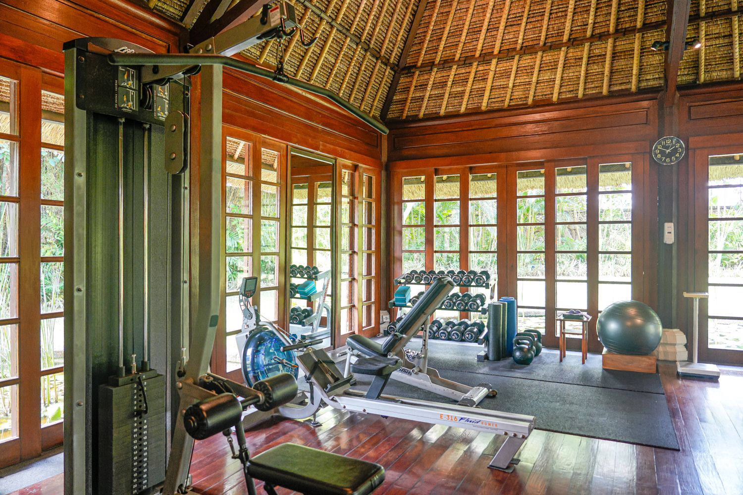 【峇里島住宿】The Oberoi, Bali 歐貝羅伊海灘度假村：水明漾絕美夕陽、海景Villa與放鬆Spa，完美度假就該這樣! @混血珊莎的奇幻旅程