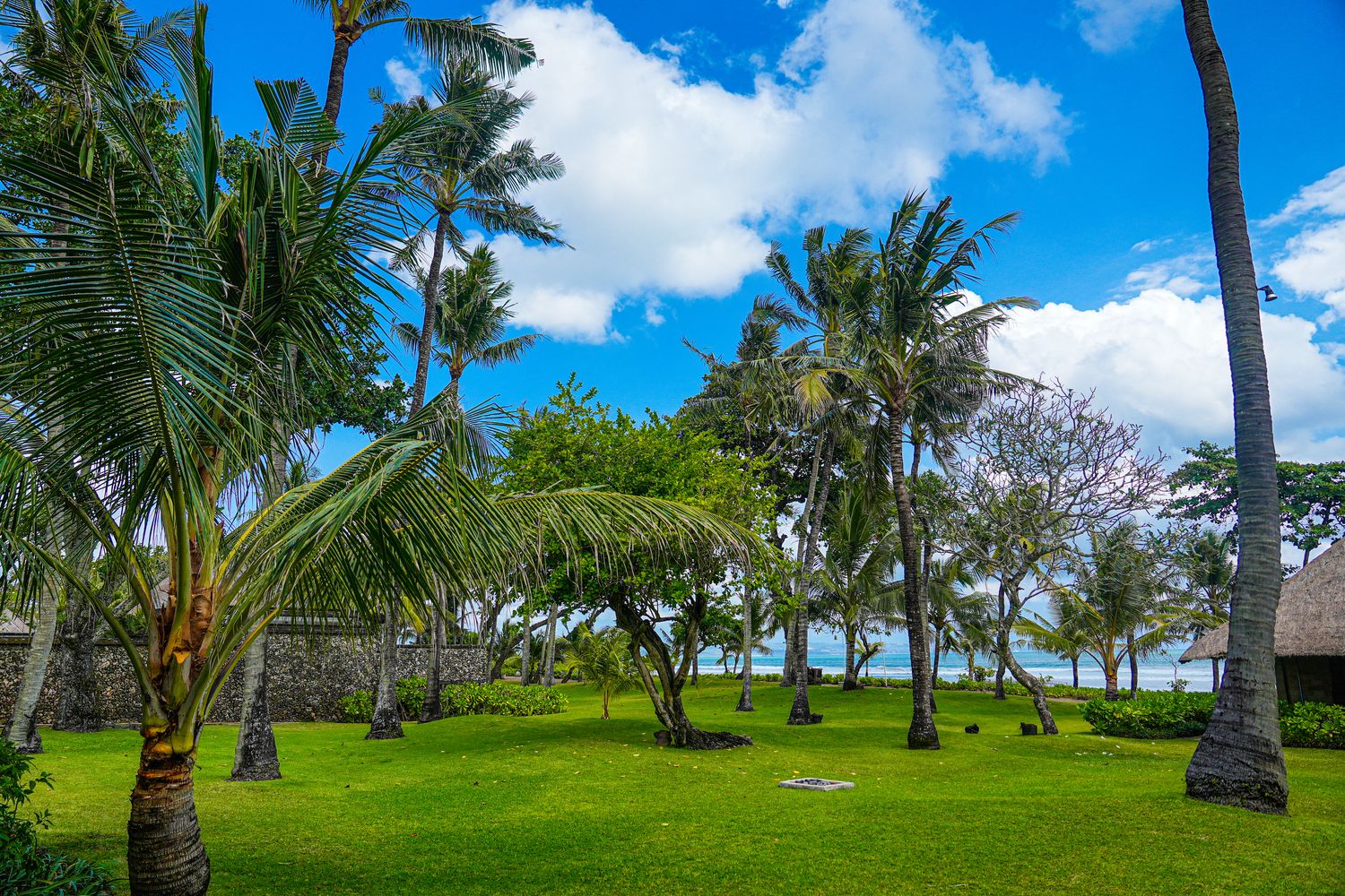 【峇里島住宿】The Oberoi, Bali 歐貝羅伊海灘度假村:水明漾絕美夕陽、海景Villa與放鬆Spa,完美度假就該這樣! @混血珊莎的奇幻旅程 【峇里島住宿】The Oberoi, Bali 歐貝羅伊海灘度假村:水明漾絕美夕陽、海景Villa與放鬆Spa,完美度假就該這樣! @混血珊莎的奇幻旅程
