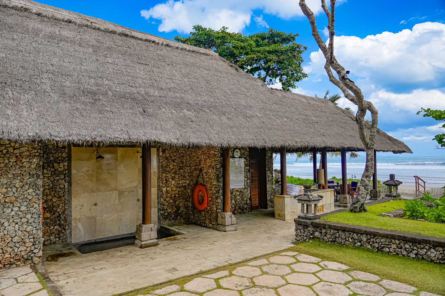 【峇里島住宿】The Oberoi, Bali 歐貝羅伊海灘度假村:水明漾絕美夕陽、海景Villa與放鬆Spa,完美度假就該這樣! @混血珊莎的奇幻旅程 【峇里島住宿】The Oberoi, Bali 歐貝羅伊海灘度假村:水明漾絕美夕陽、海景Villa與放鬆Spa,完美度假就該這樣! @混血珊莎的奇幻旅程