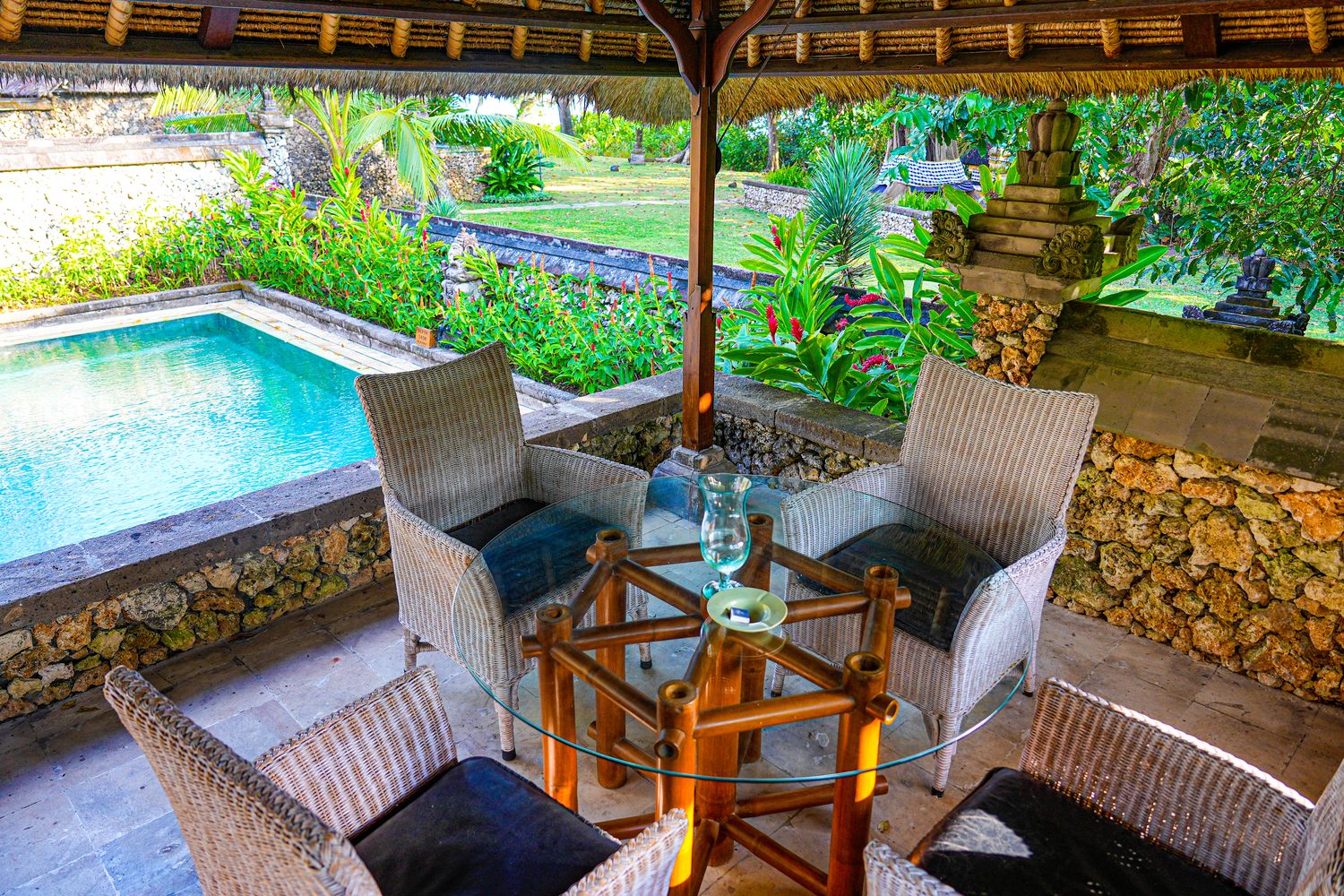 【峇里島住宿】The Oberoi, Bali 歐貝羅伊海灘度假村:水明漾絕美夕陽、海景Villa與放鬆Spa,完美度假就該這樣! @混血珊莎的奇幻旅程 【峇里島住宿】The Oberoi, Bali 歐貝羅伊海灘度假村:水明漾絕美夕陽、海景Villa與放鬆Spa,完美度假就該這樣! @混血珊莎的奇幻旅程